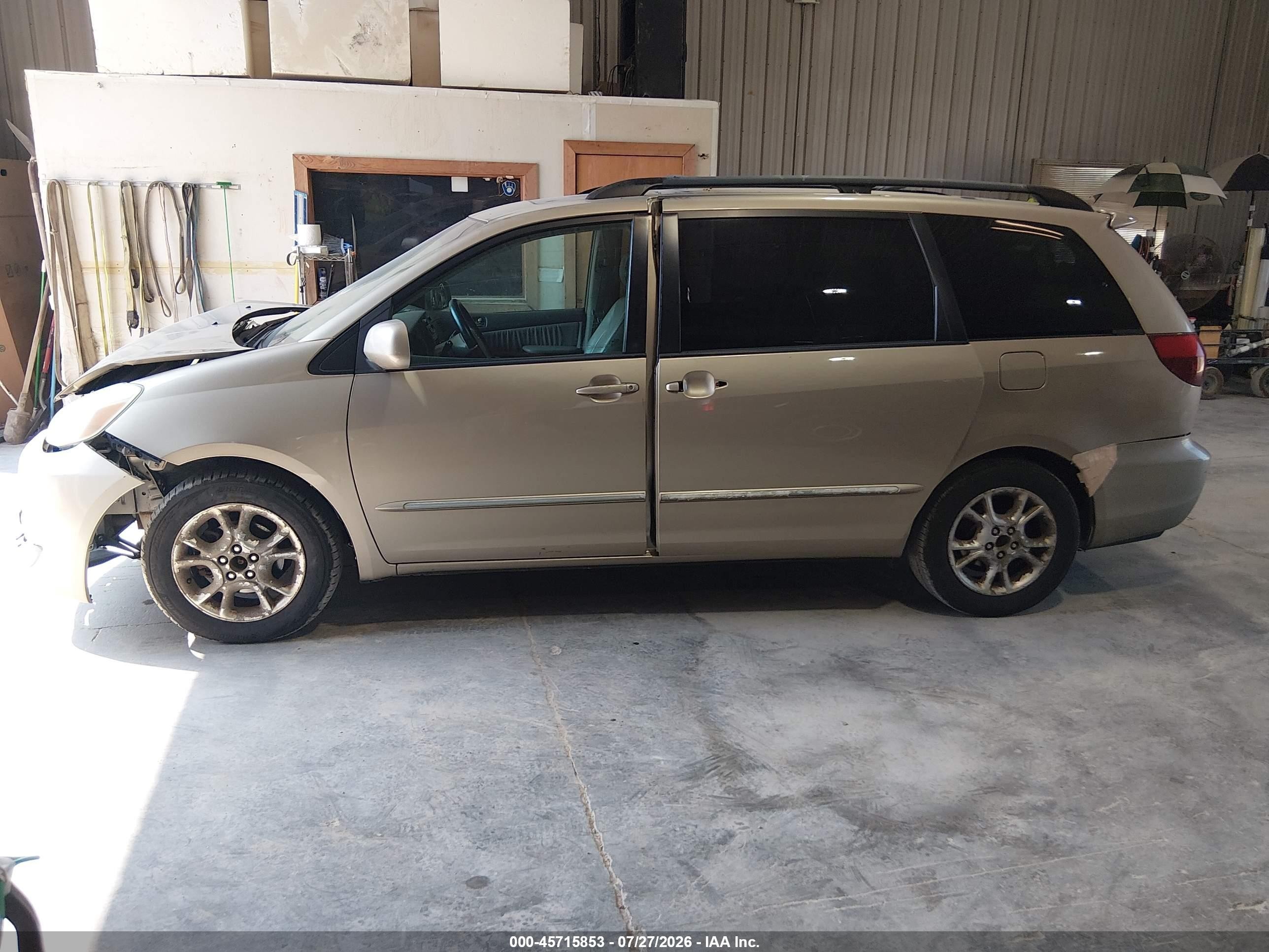 2004 Toyota Sienna Xle Limited Золотой vin: 5TDZA22C04S128796