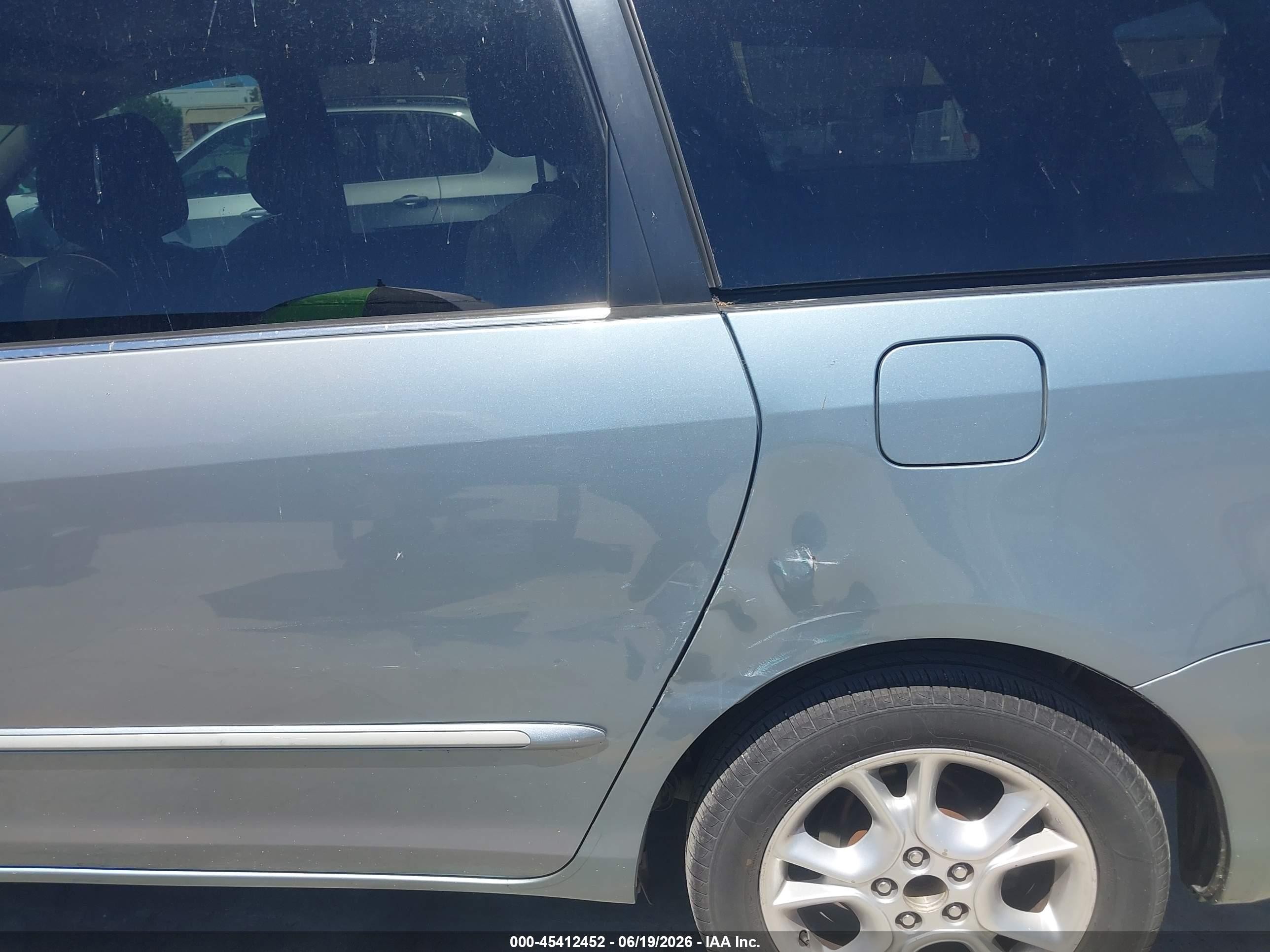 2004 Toyota Sienna Xle Limited Blue vin: 5TDZA22C04S183300