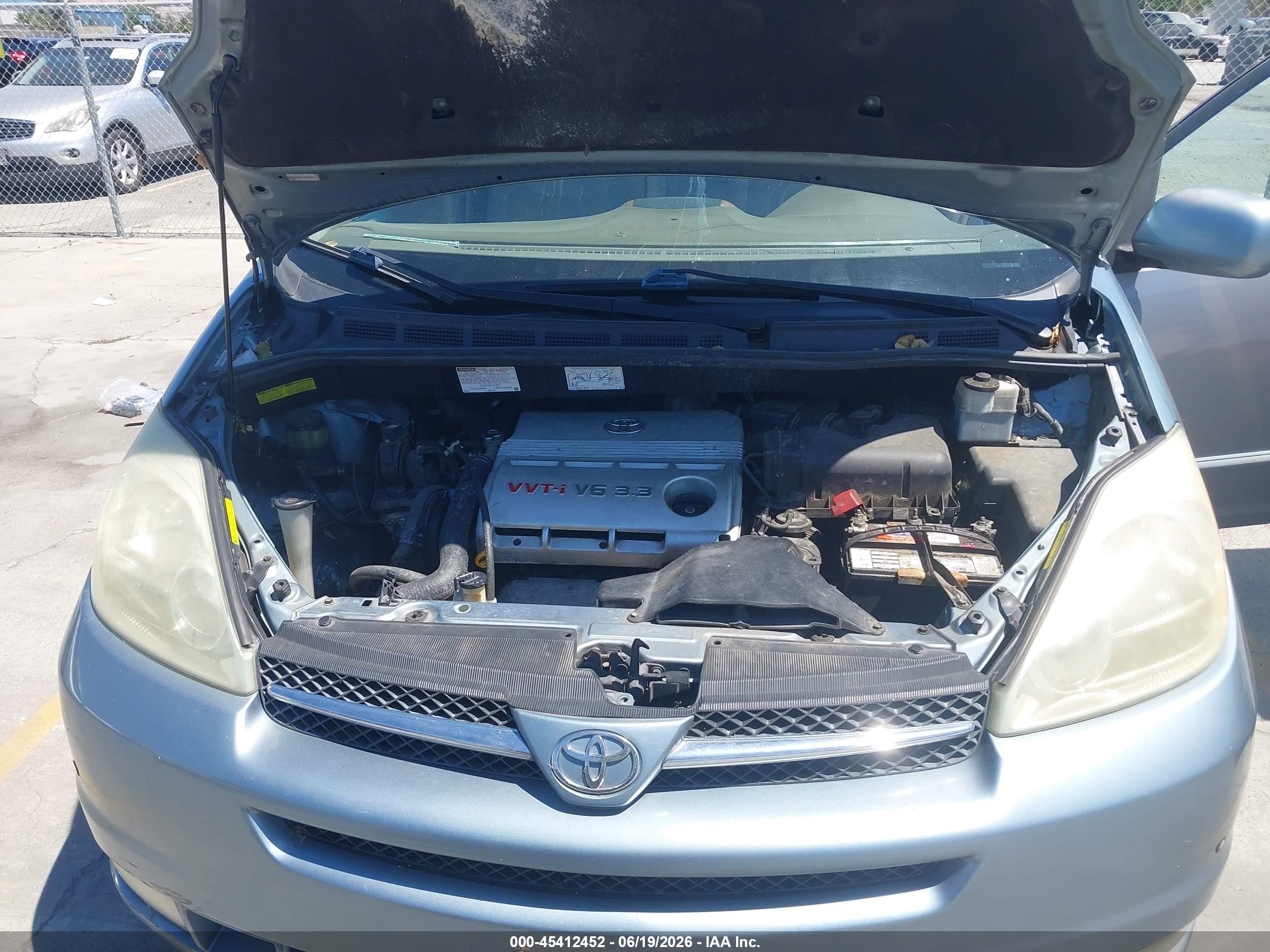 2004 Toyota Sienna Xle Limited Blue vin: 5TDZA22C04S183300