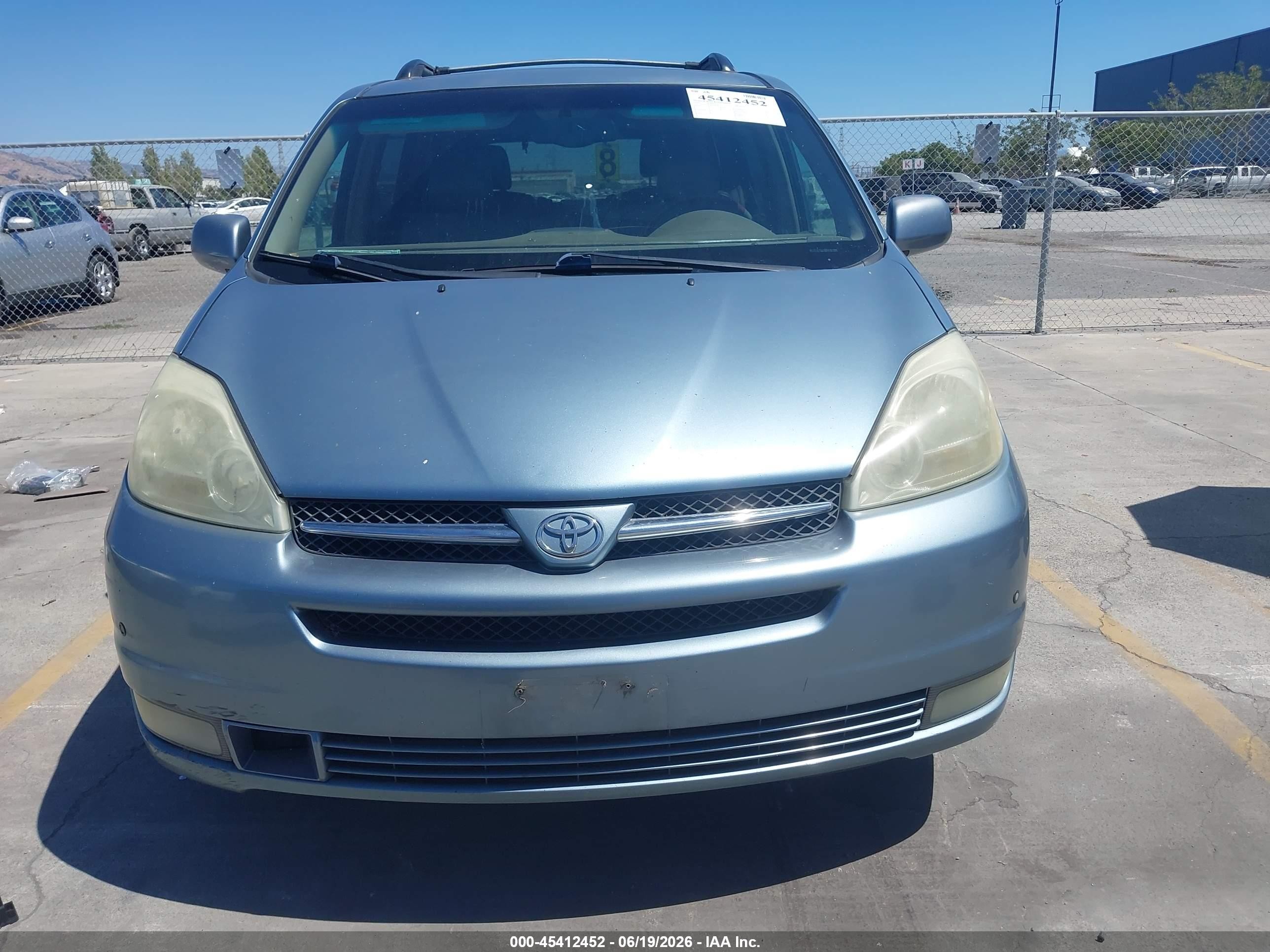 2004 Toyota Sienna Xle Limited Blue vin: 5TDZA22C04S183300