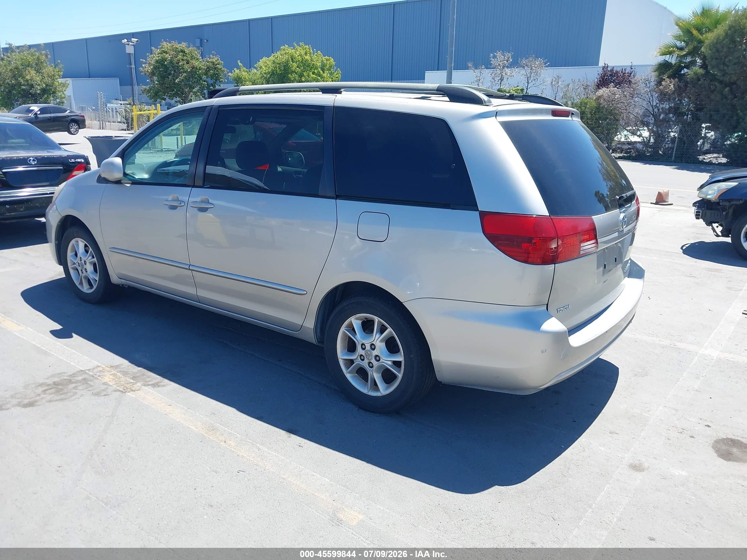 2005 Toyota Sienna Xle Silver vin: 5TDZA22C05S305526