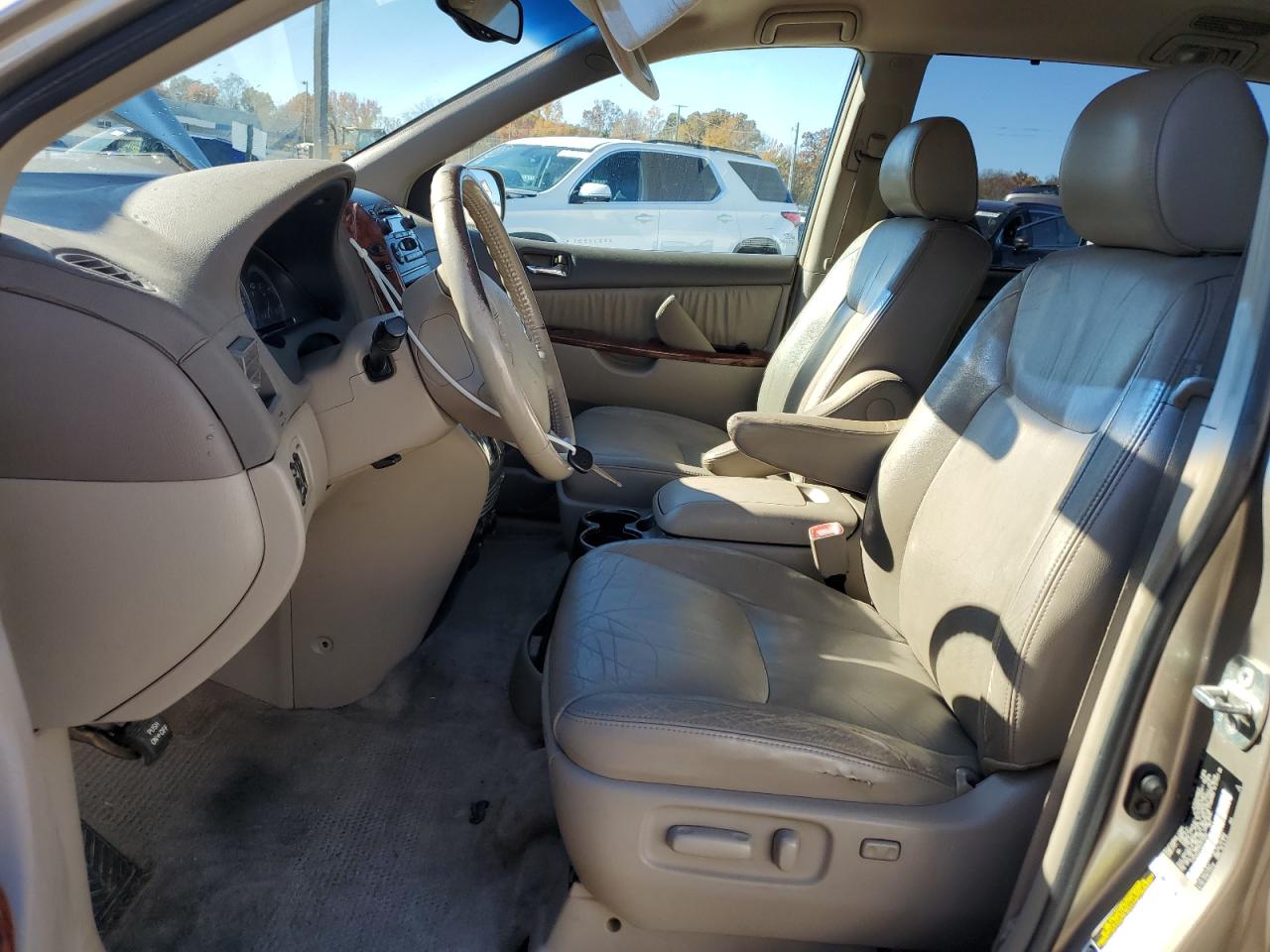 2005 Toyota Sienna Xle 7 Passenger Gold vin: 5TDZA22C05S373468