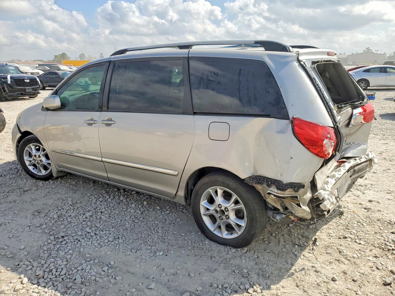 2006 Toyota Sienna Xle Limited 7 Passenger Silver vin: 5TDZA22C06S403490