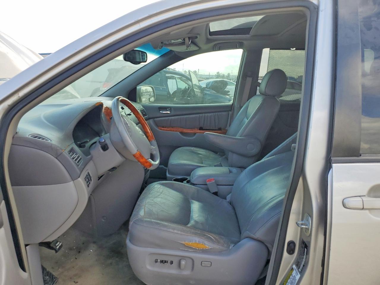 2006 Toyota Sienna Xle Limited 7 Passenger Silver vin: 5TDZA22C06S403490
