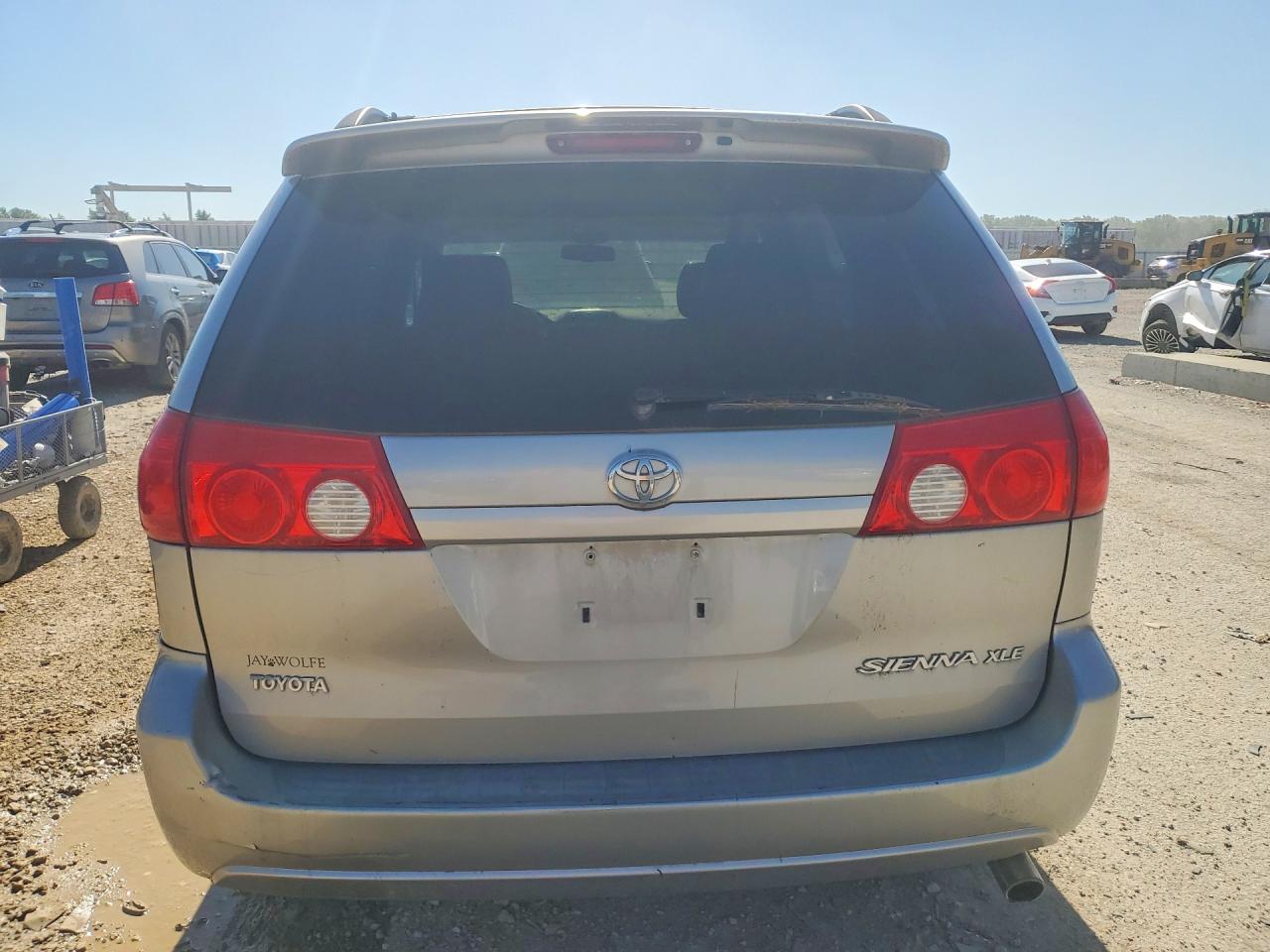 2006 Toyota Sienna Xle 7 Passenger Желто-коричневый vin: 5TDZA22C06S481073