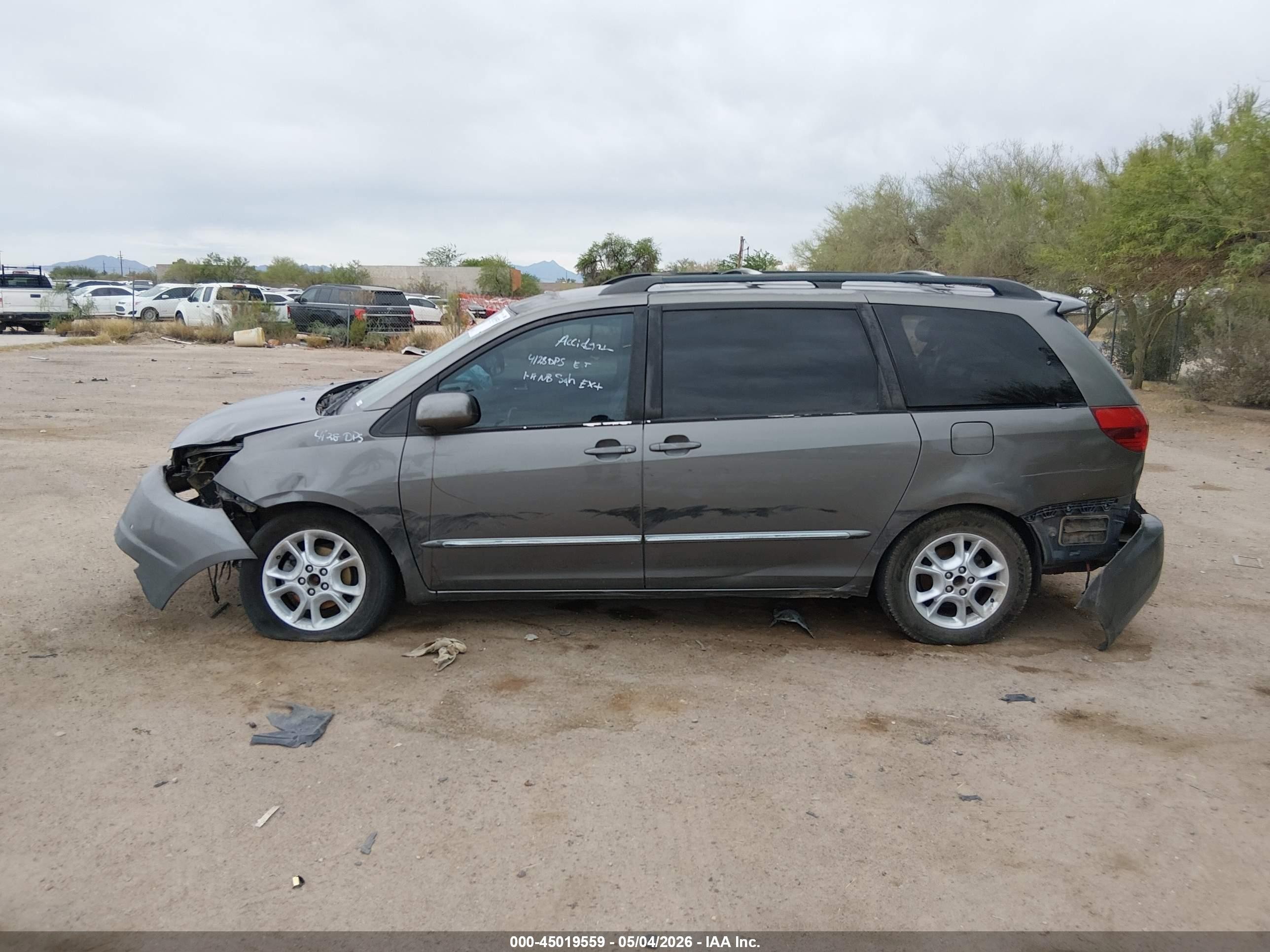 2004 Toyota Sienna Xle Limited Серый vin: 5TDZA22C14S186903