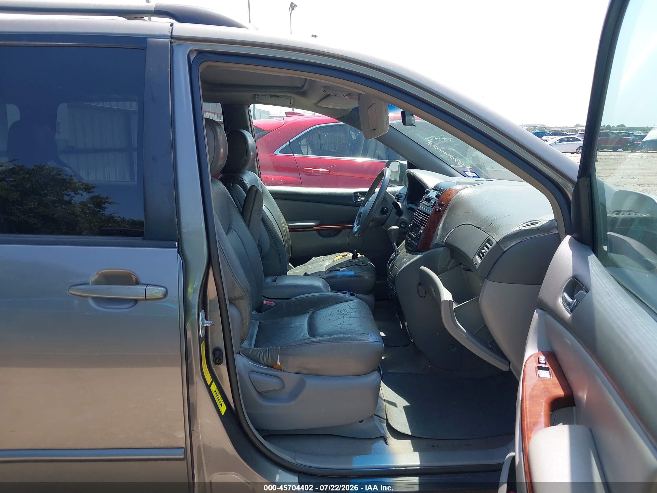 2004 Toyota Sienna Xle Gray vin: 5TDZA22C14S203294