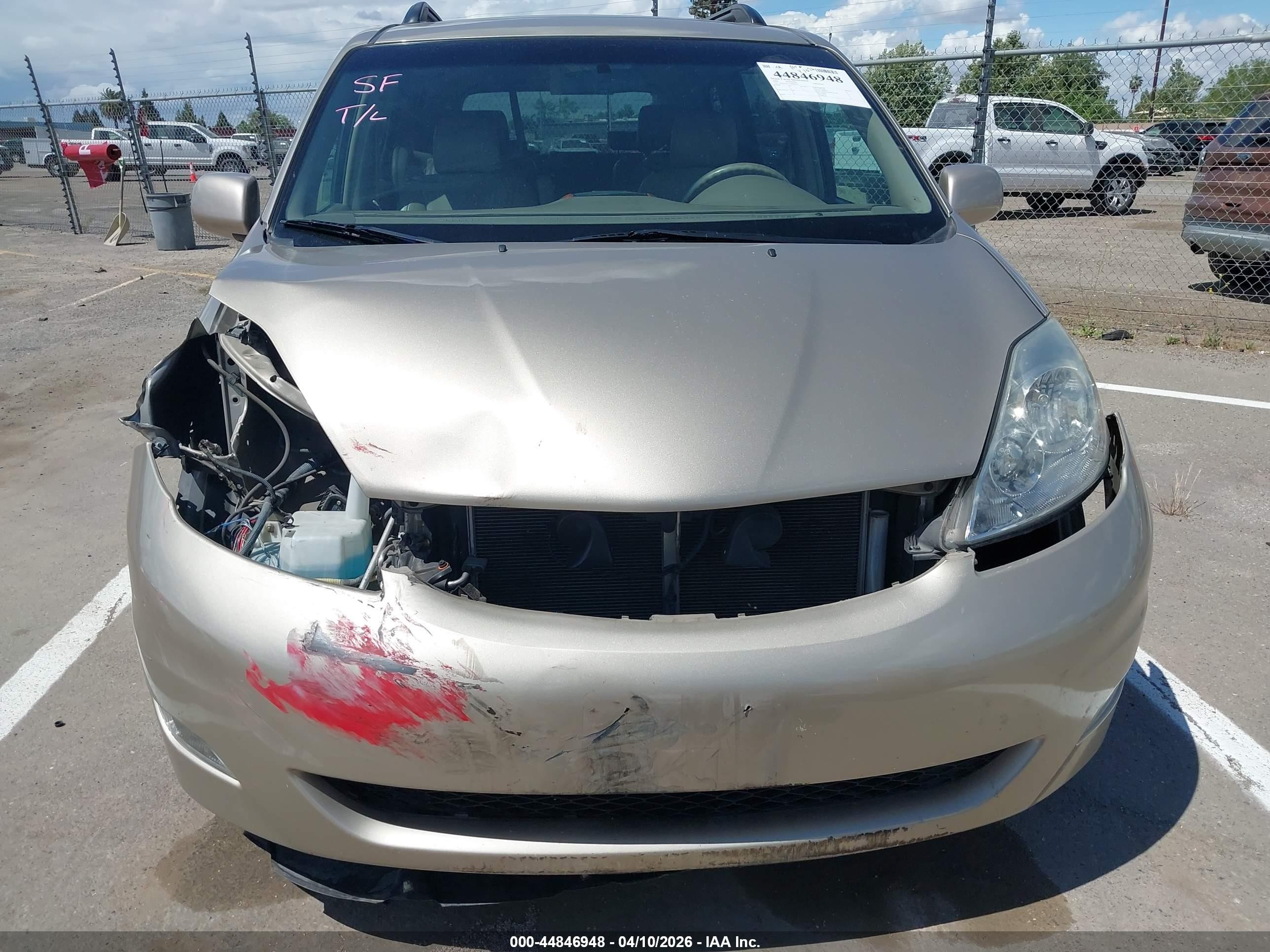 2006 Toyota Sienna Xle Gold vin: 5TDZA22C16S409914