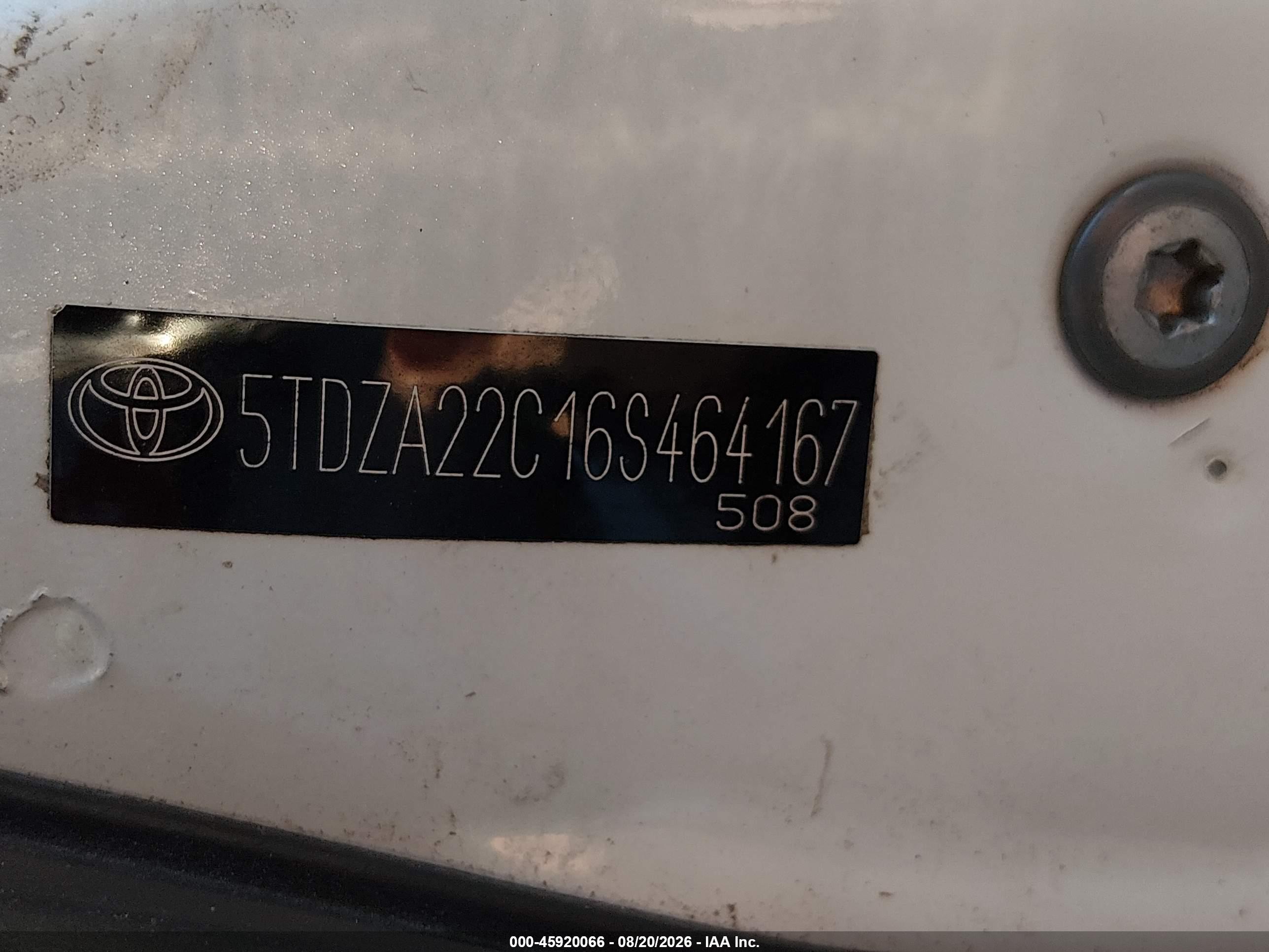 2006 Toyota Sienna Xle White vin: 5TDZA22C16S464167