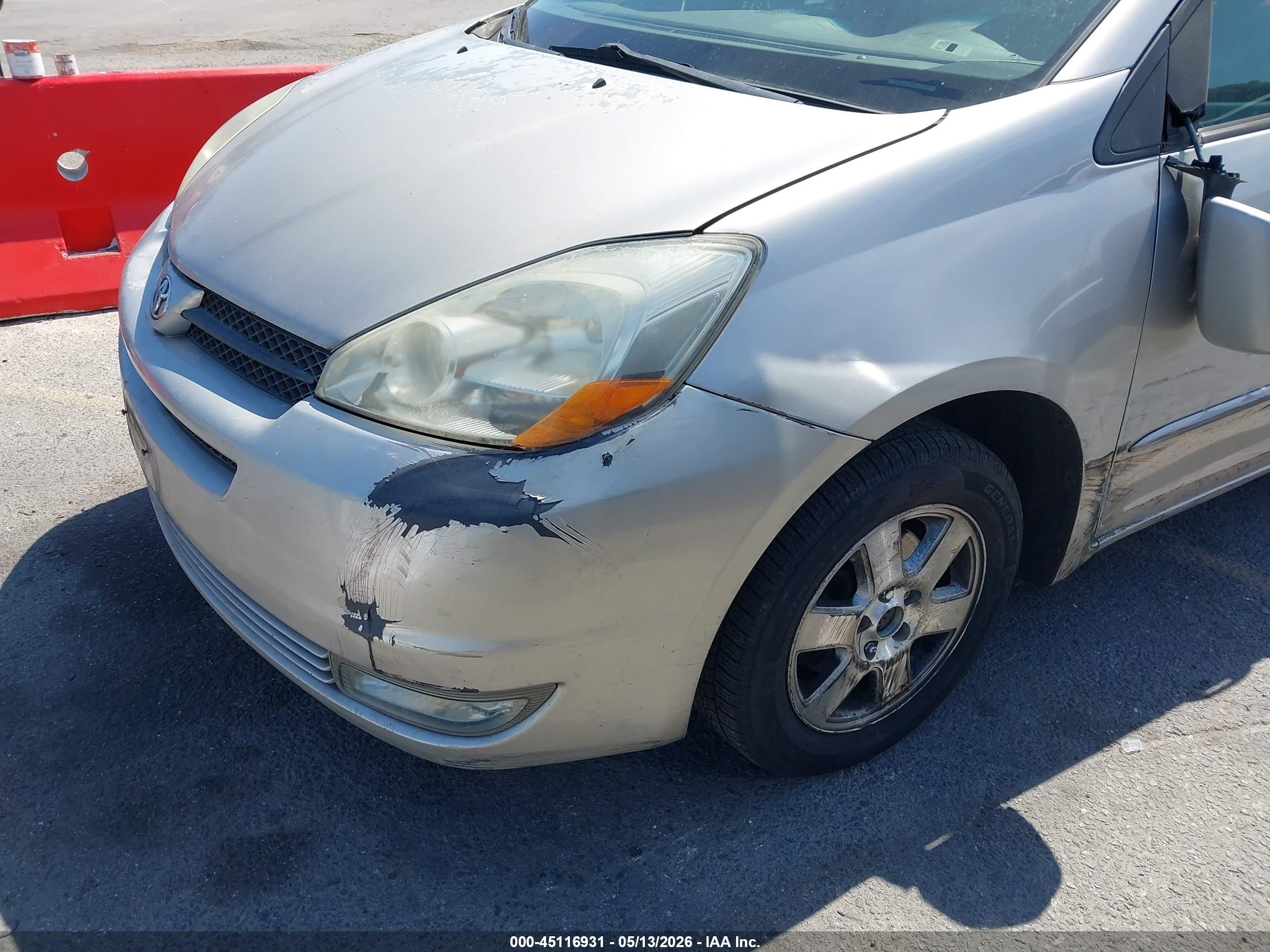 2004 Toyota Sienna Xle Silver vin: 5TDZA22C24S004772