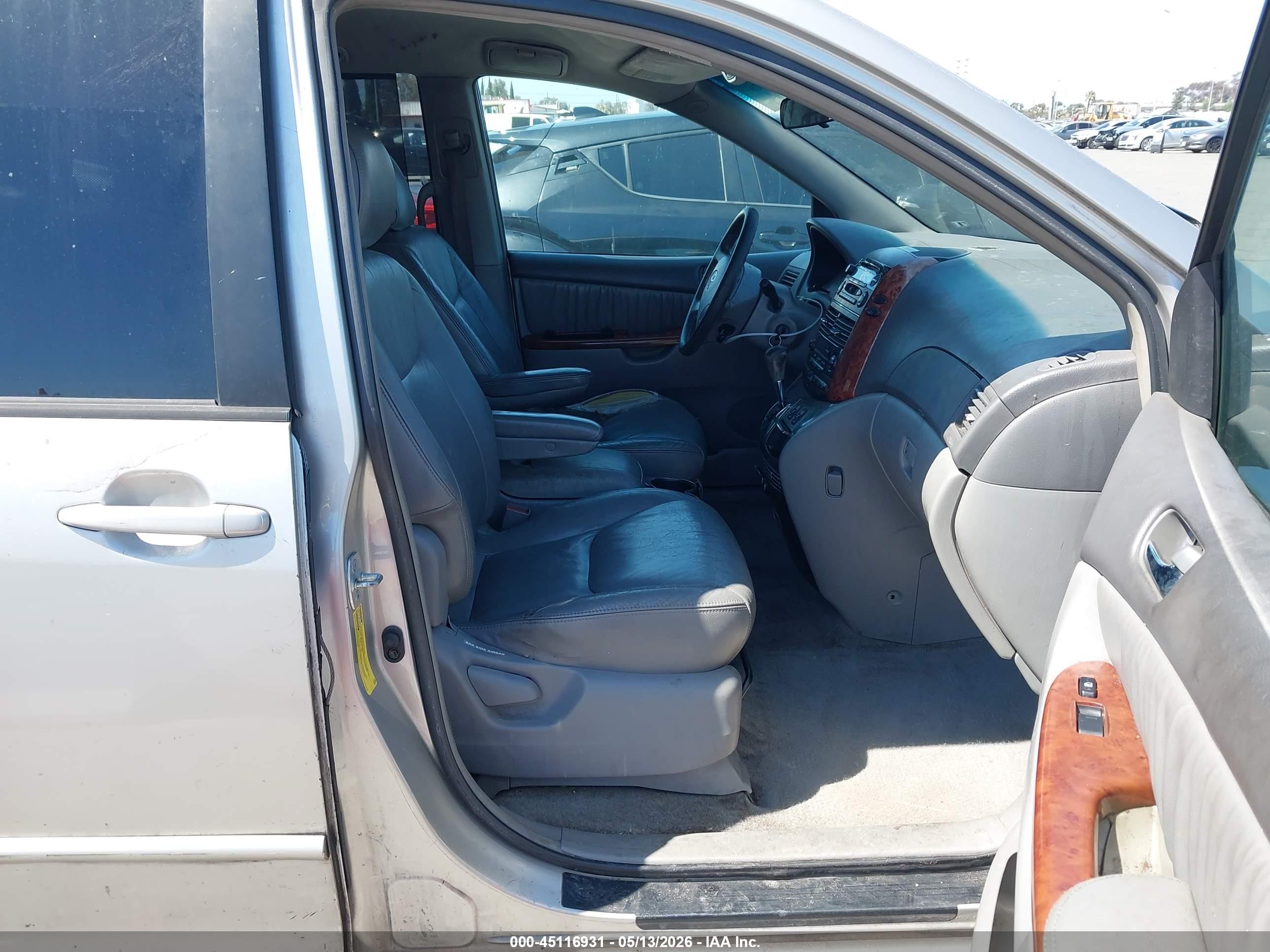 2004 Toyota Sienna Xle Silver vin: 5TDZA22C24S004772