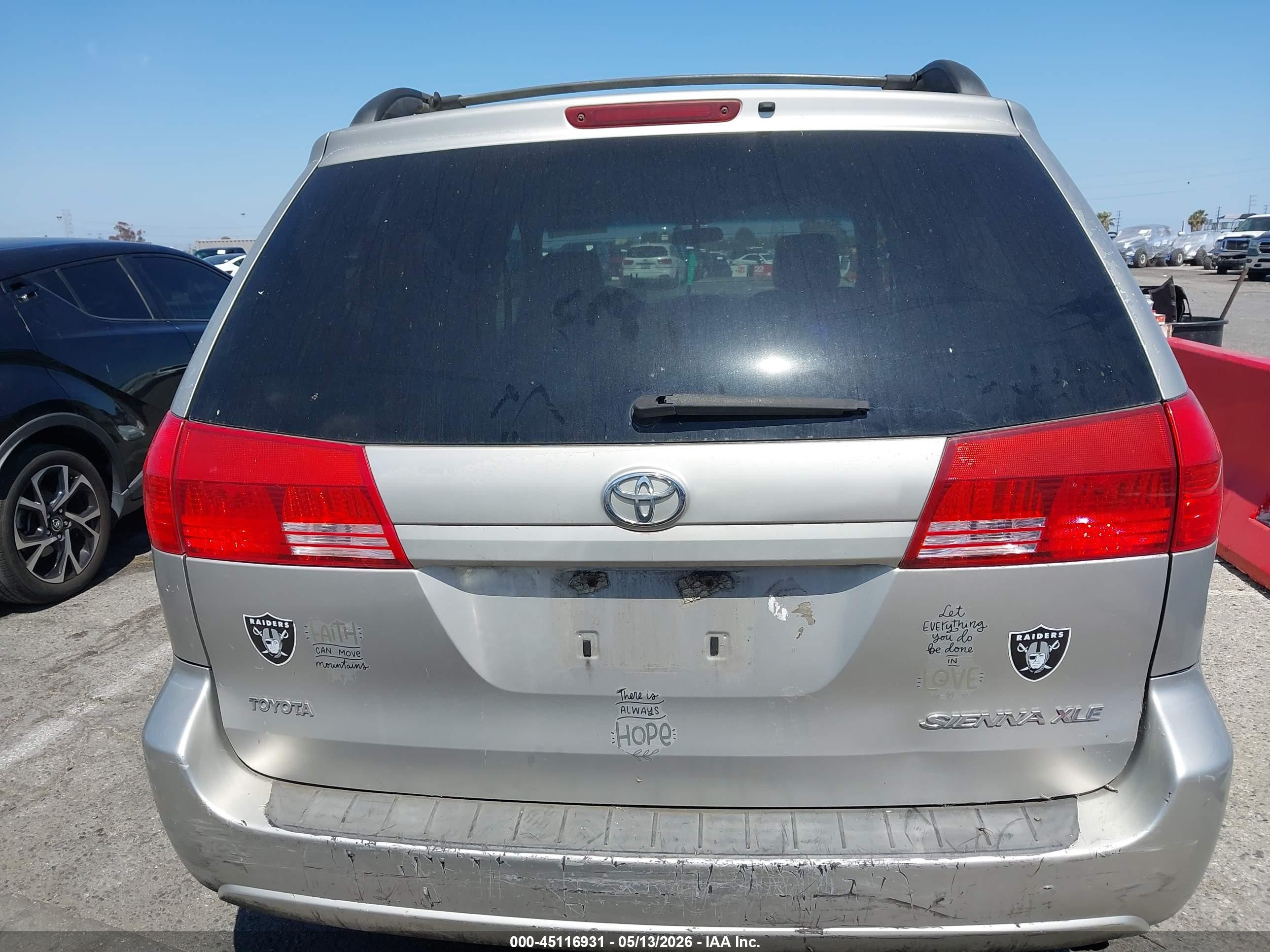 2004 Toyota Sienna Xle Silver vin: 5TDZA22C24S004772