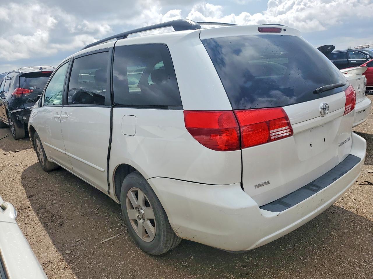 2004 Toyota Sienna Xle 7 Passenger White vin: 5TDZA22C24S073199