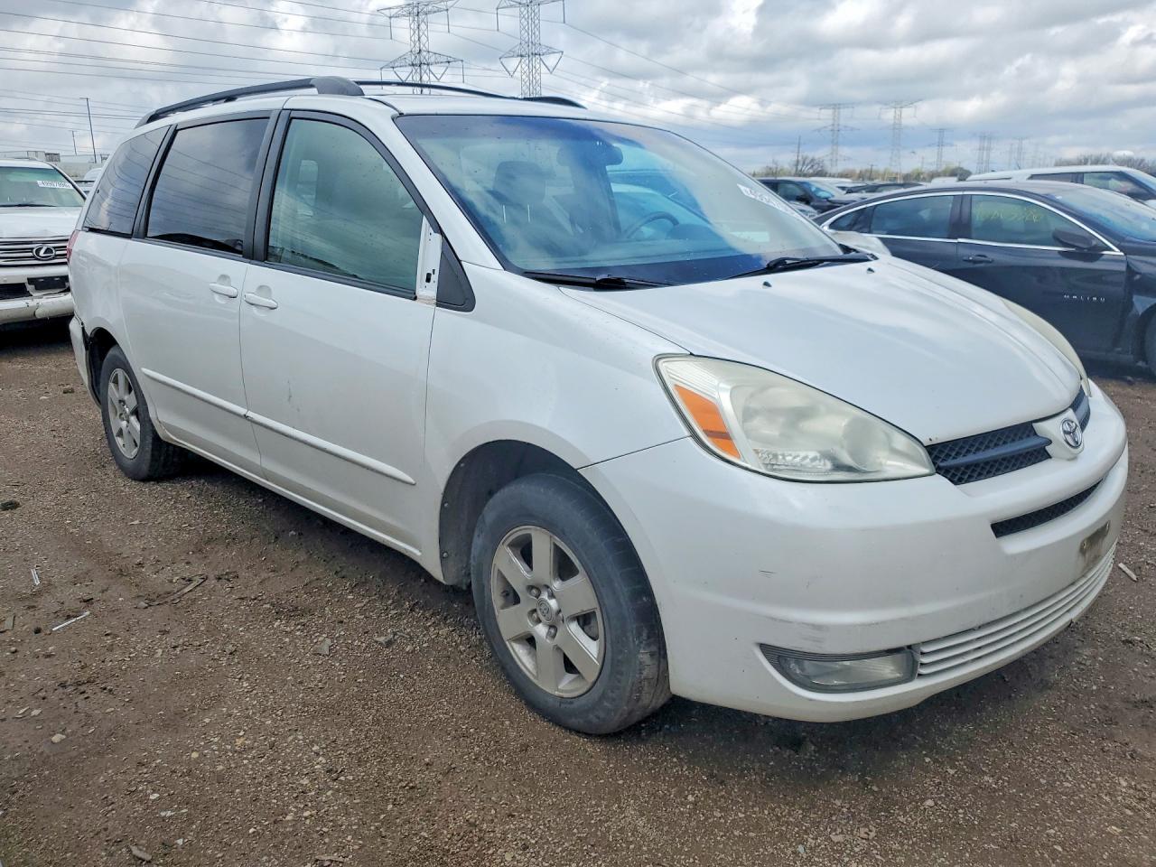 2004 Toyota Sienna Xle 7 Passenger White vin: 5TDZA22C24S073199