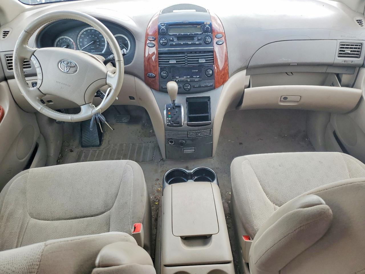 2004 Toyota Sienna Xle 7 Passenger White vin: 5TDZA22C24S073199