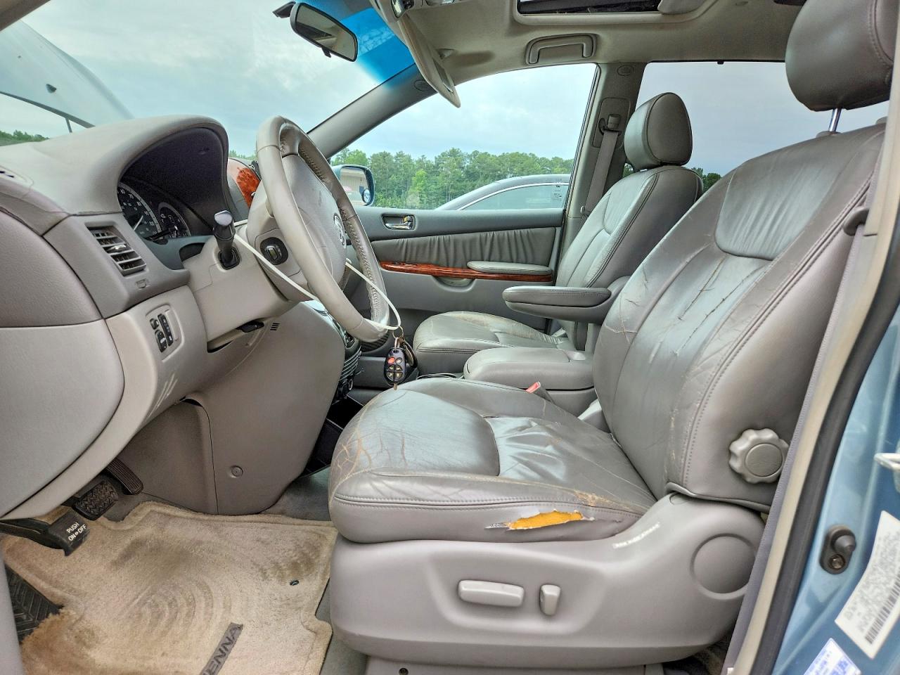 2004 Toyota Sienna Бирюзовый vin: 5TDZA22C24S217205