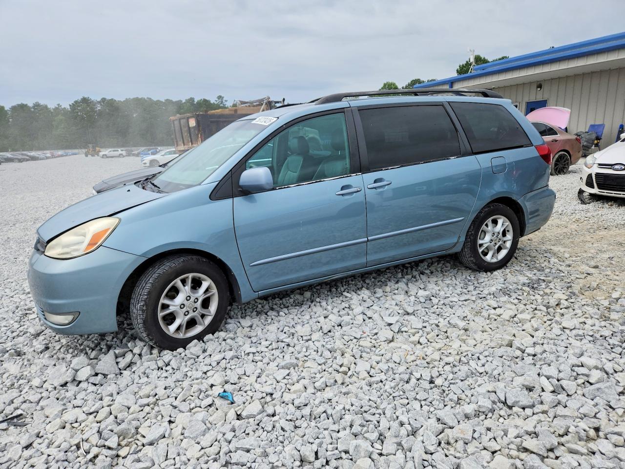 2004 Toyota Sienna Turquoise vin: 5TDZA22C24S217205