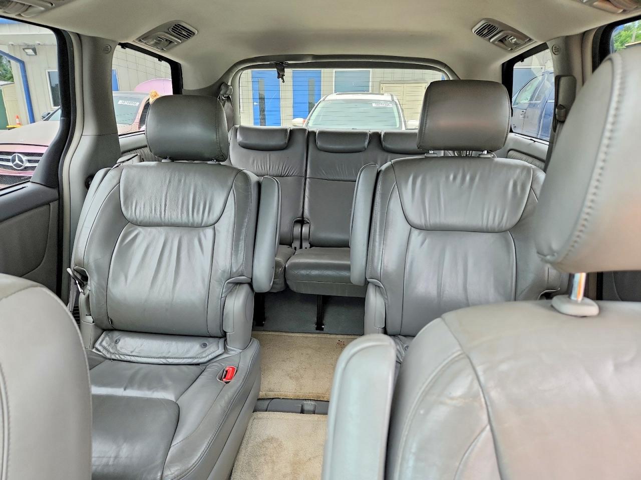 2004 Toyota Sienna Бирюзовый vin: 5TDZA22C24S217205