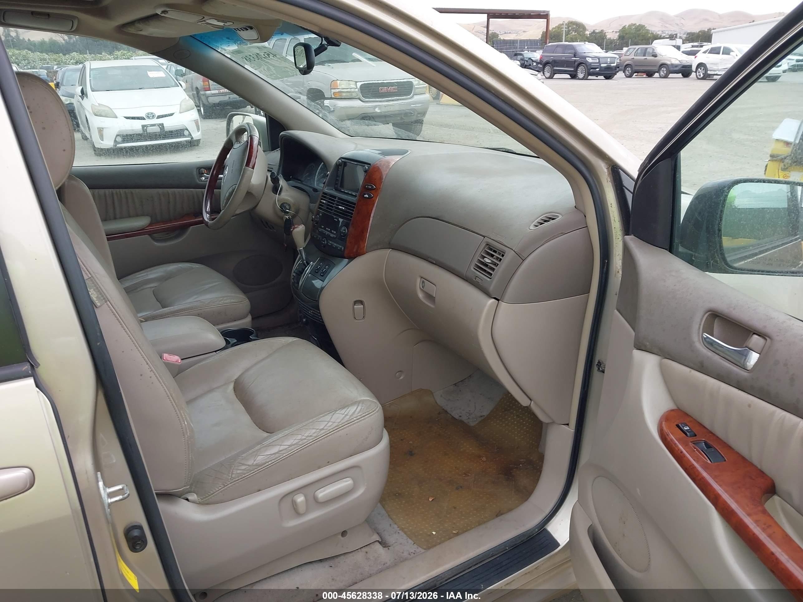 2005 Toyota Sienna Xle Limited Gold vin: 5TDZA22C25S229016
