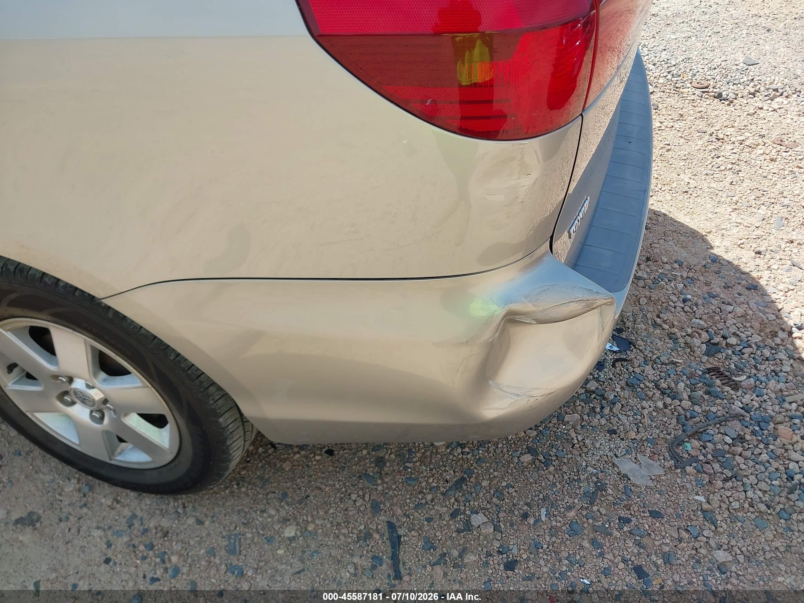 2005 Toyota Sienna Xle Серебряный vin: 5TDZA22C25S334929