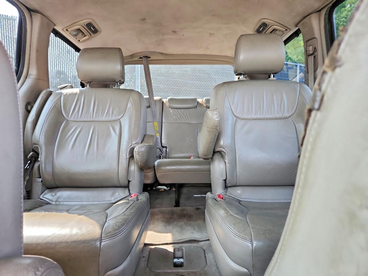 2006 Toyota Sienna Xle White vin: 5TDZA22C26S531245