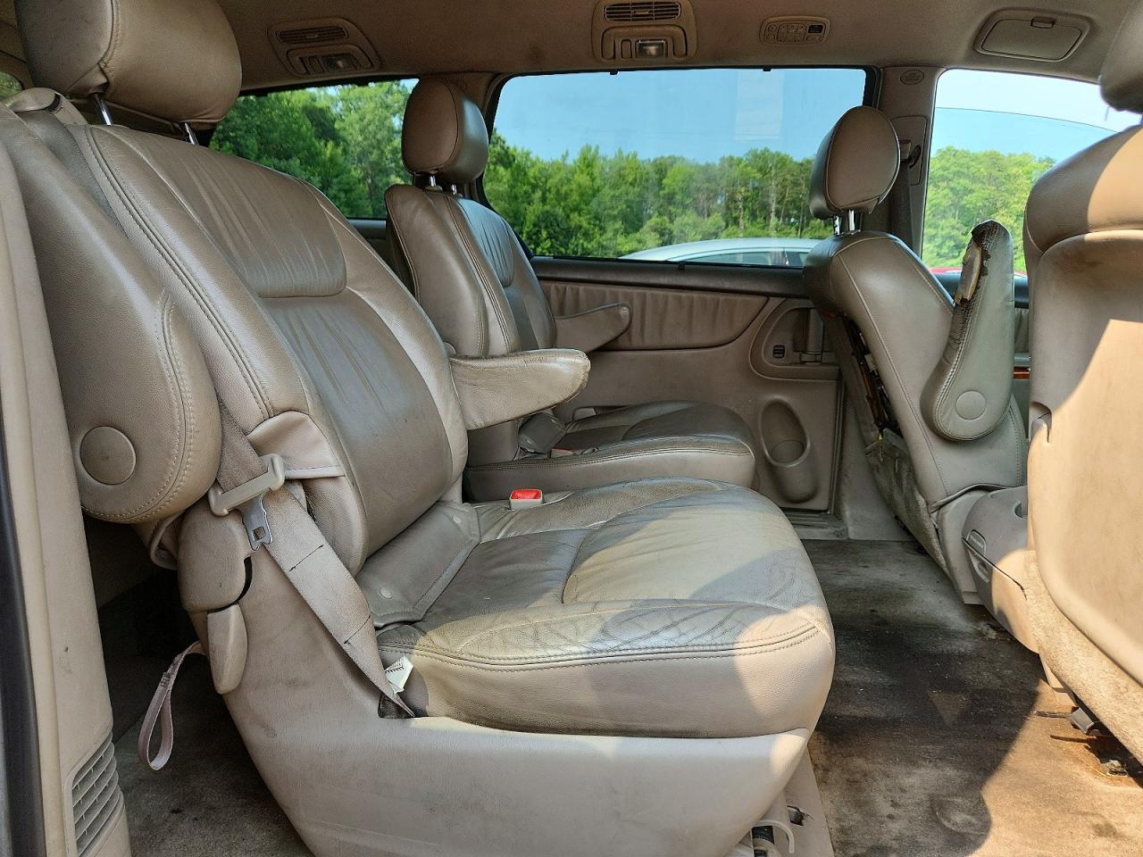 2006 Toyota Sienna Xle White vin: 5TDZA22C26S531245