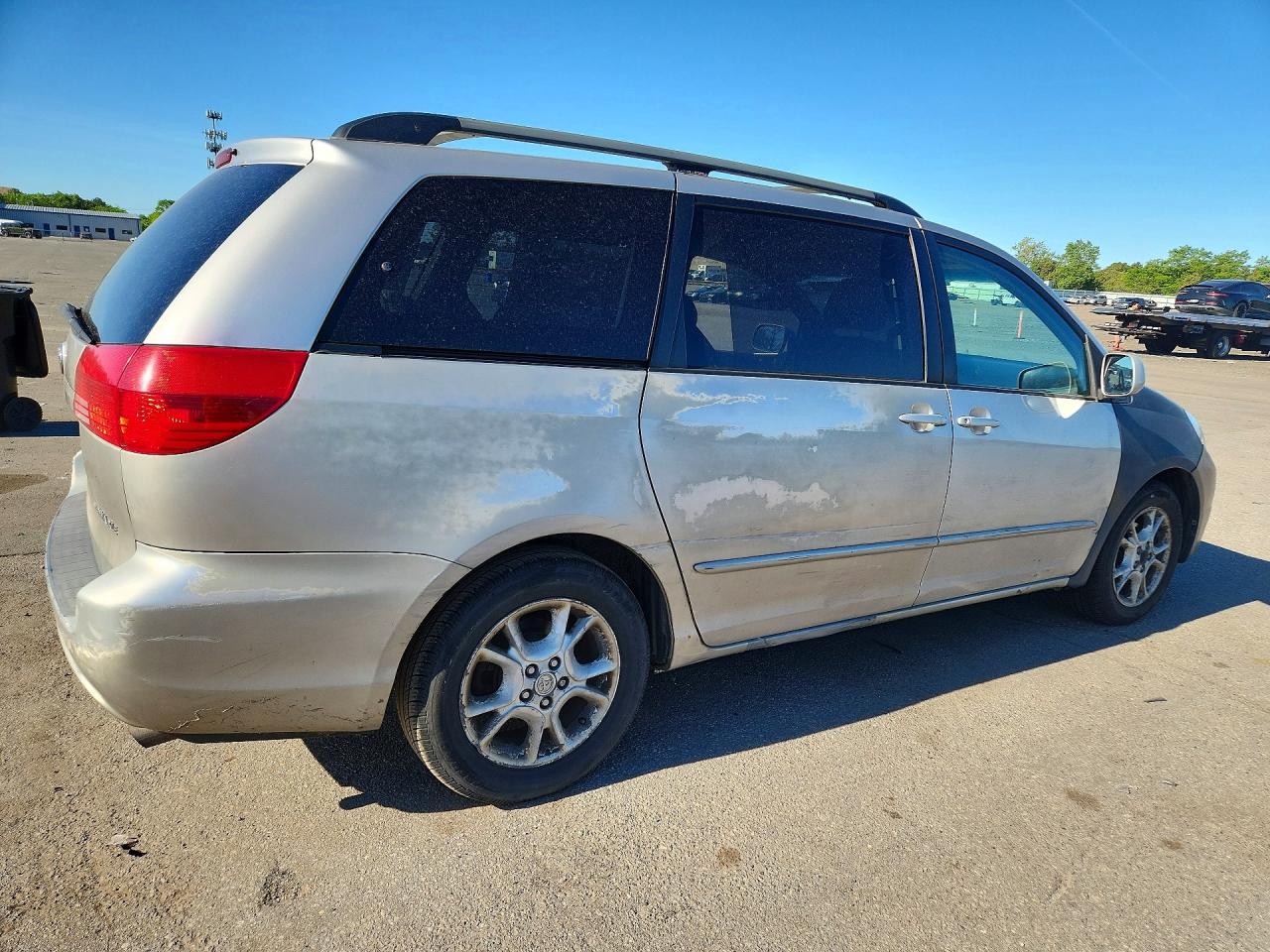 2004 Toyota Sienna Xle 7 Passenger Silver vin: 5TDZA22C34S055052