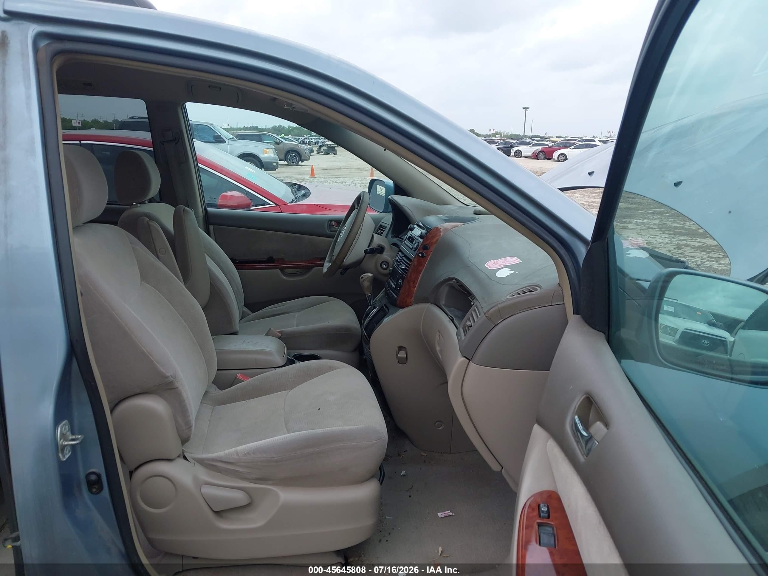 2004 Toyota Sienna Xle Blue vin: 5TDZA22C34S144863