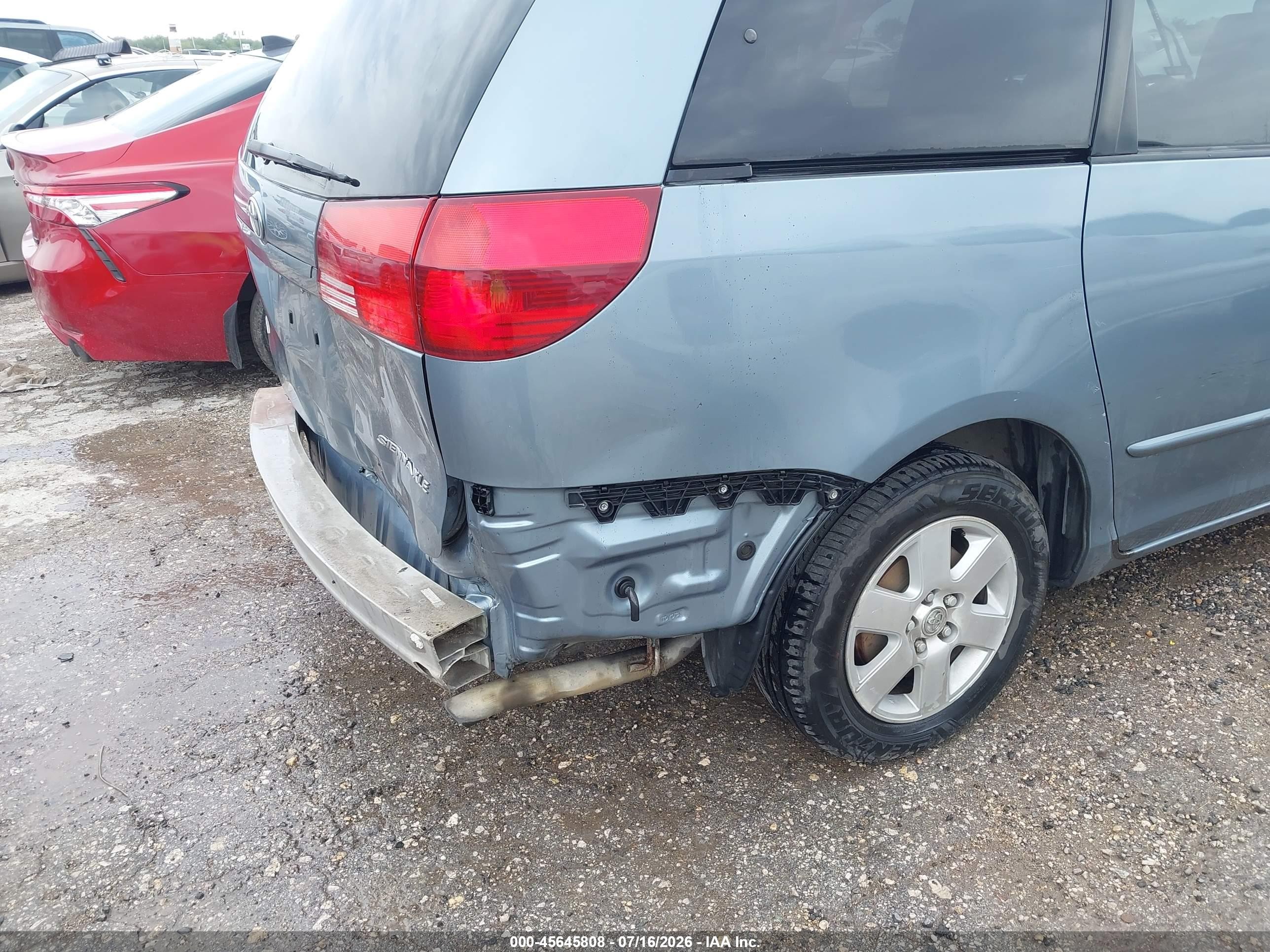 2004 Toyota Sienna Xle Blue vin: 5TDZA22C34S144863
