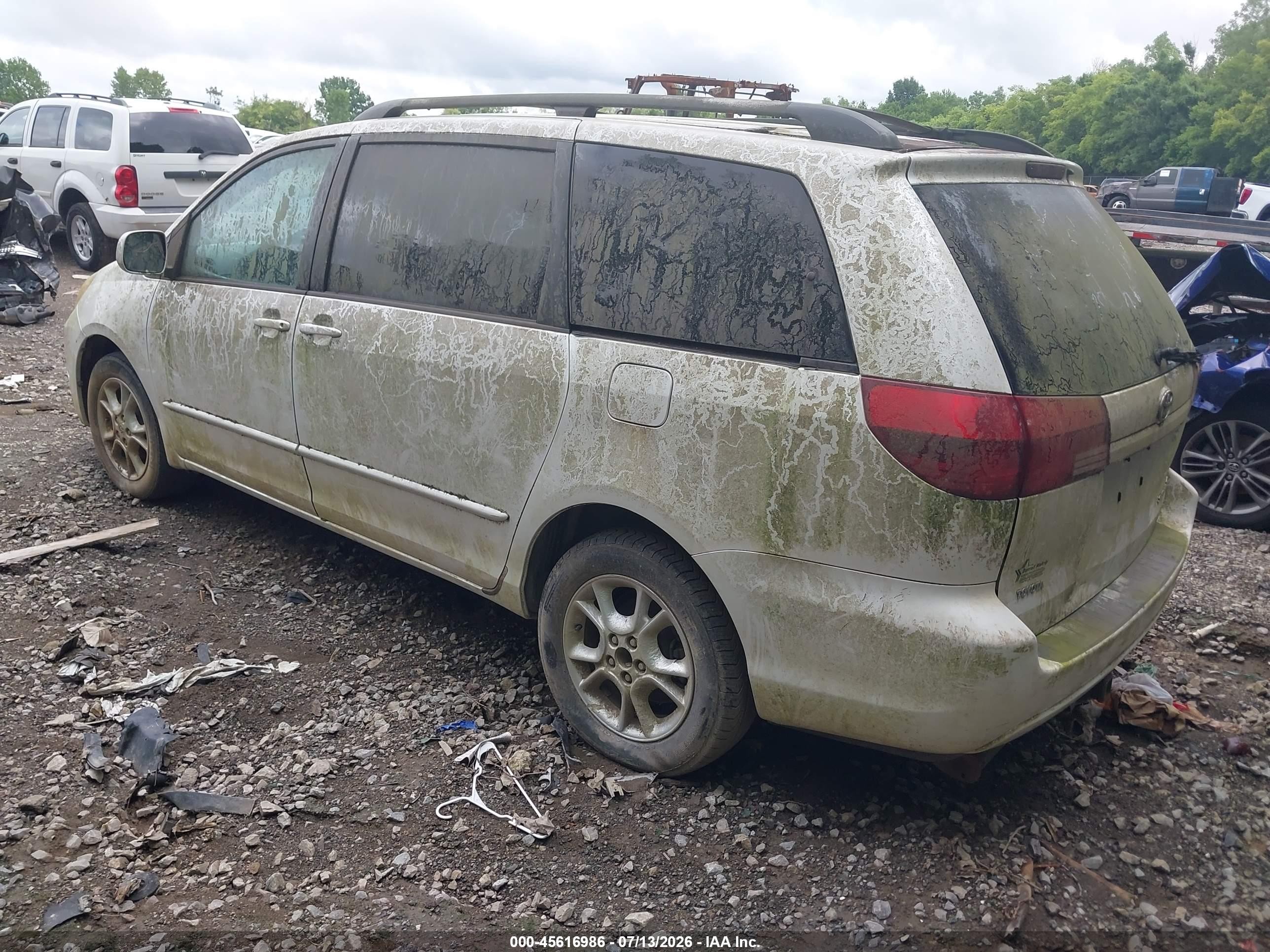 2005 Toyota Sienna Xle Белый vin: 5TDZA22C35S337239