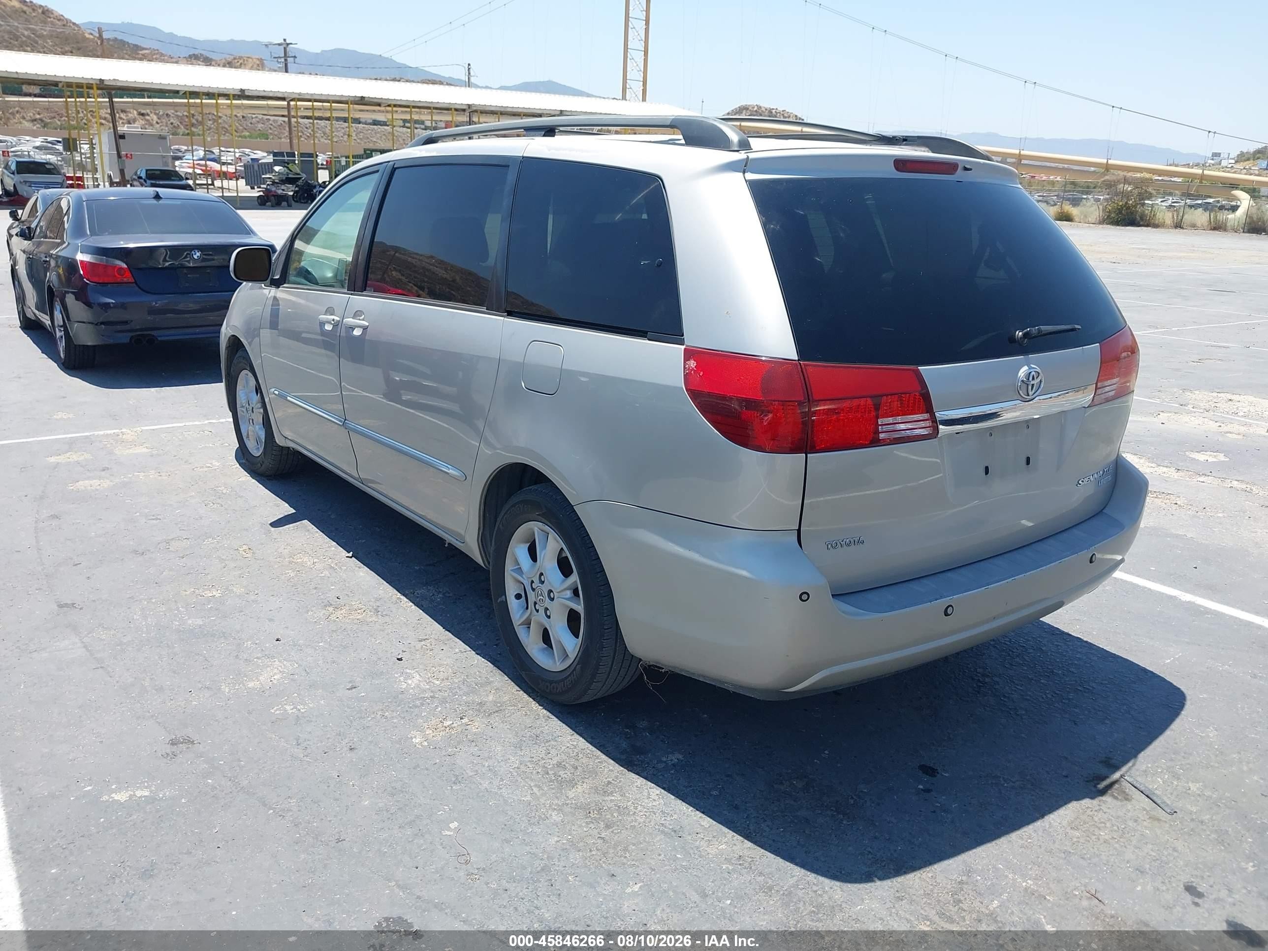 2005 Toyota Sienna Xle Limited Серебряный vin: 5TDZA22C35S372136