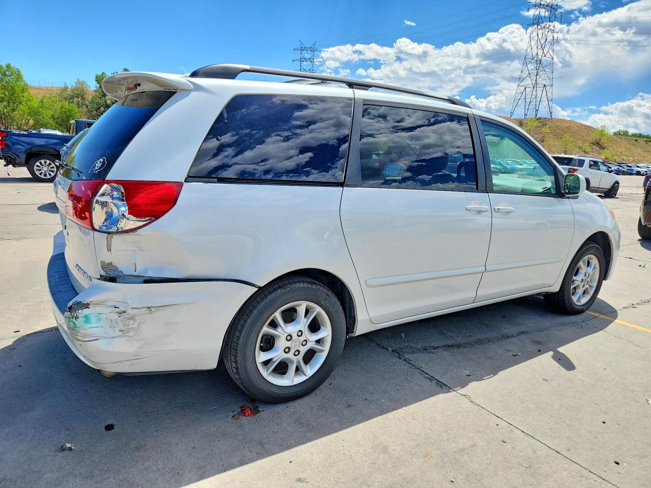 2006 Toyota Sienna Xle 7 Passenger White vin: 5TDZA22C36S463845
