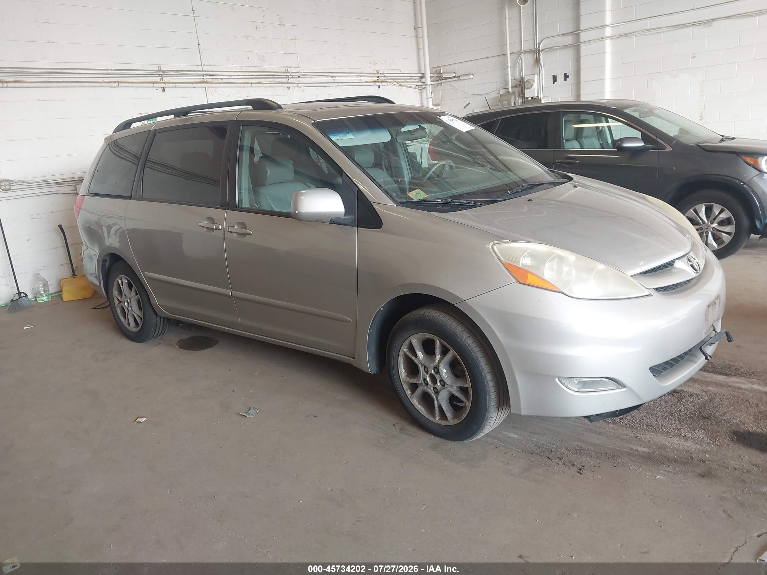 2006 Toyota Sienna Xle Серебряный vin: 5TDZA22C36S474487