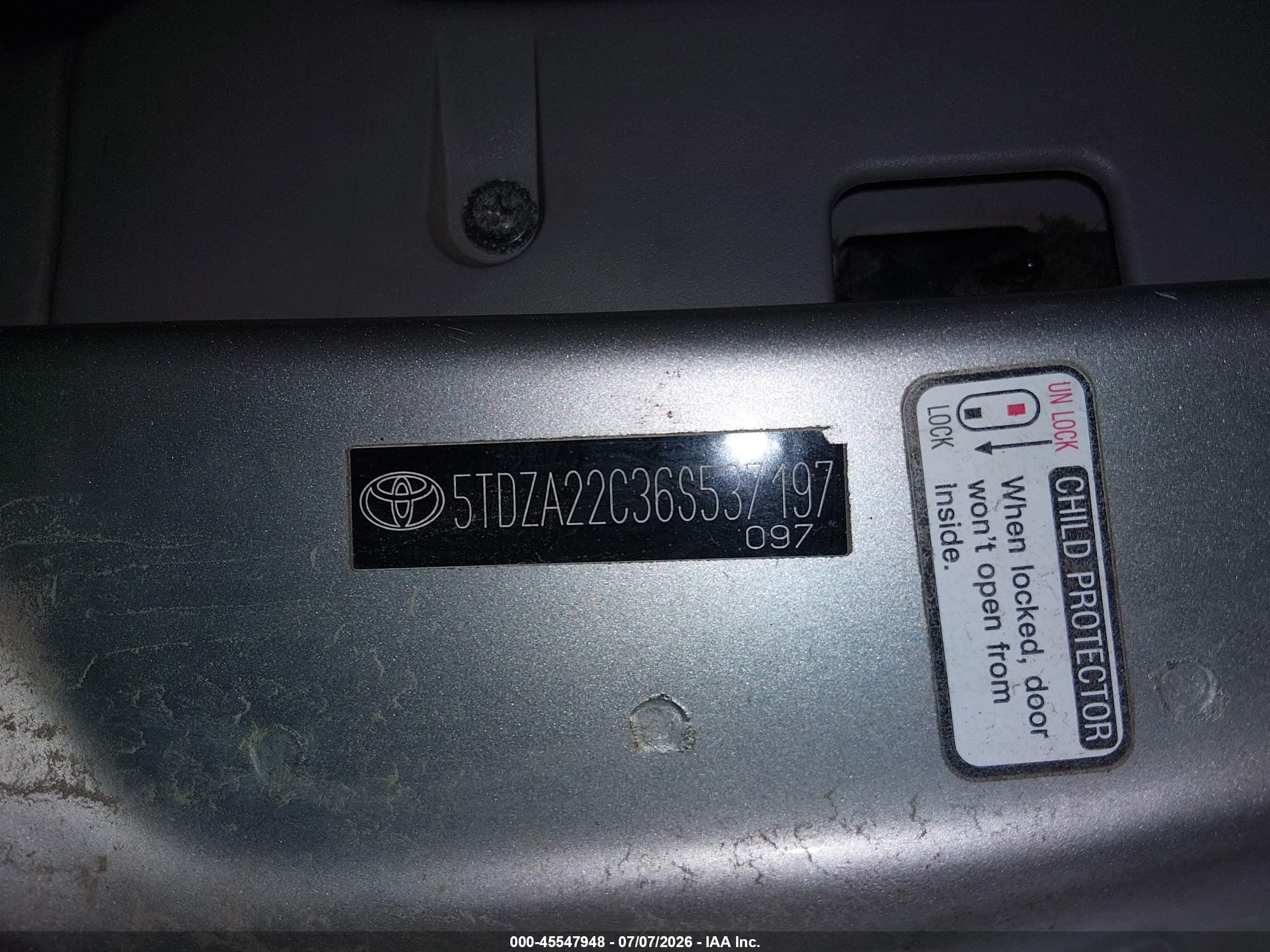 2006 Toyota Sienna Xle Silver vin: 5TDZA22C36S537197