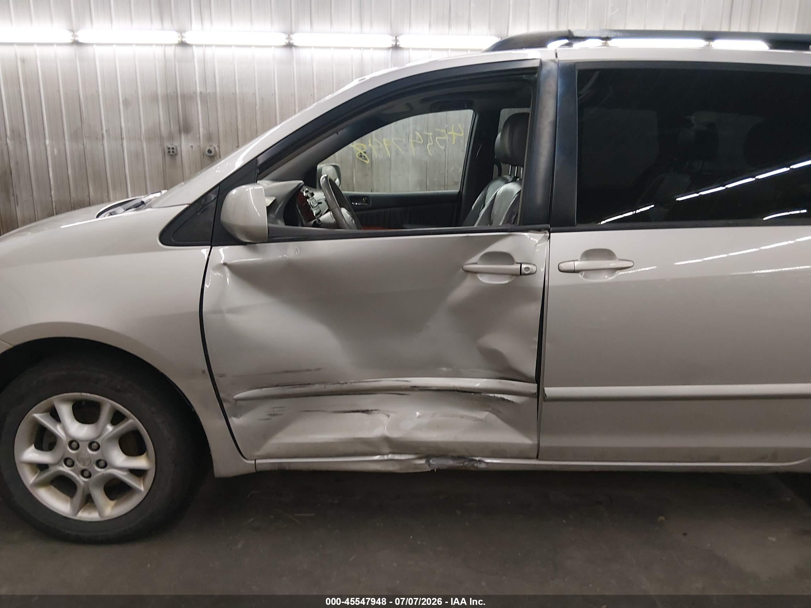 2006 Toyota Sienna Xle Silver vin: 5TDZA22C36S537197