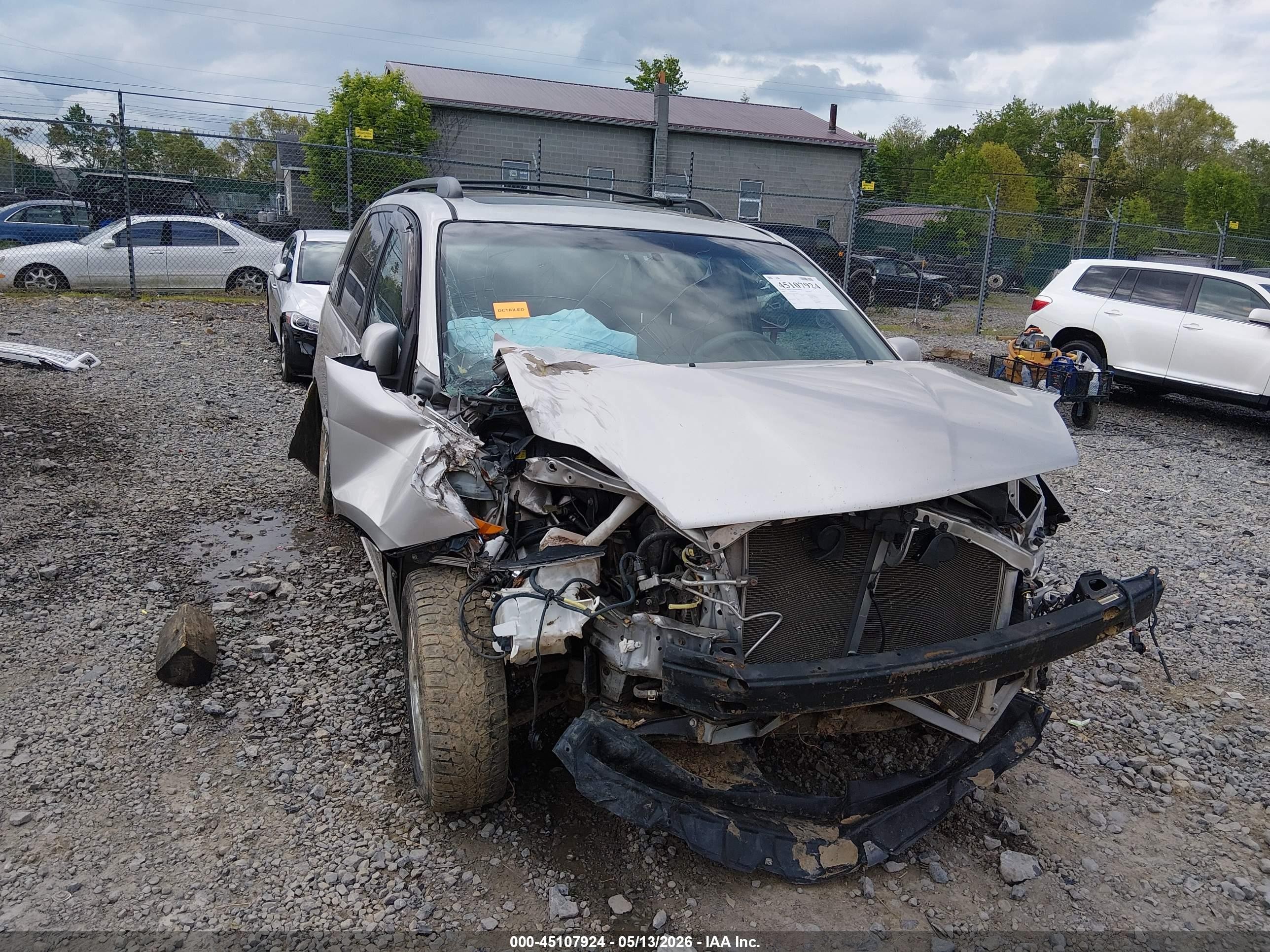 2004 Toyota Sienna Xle Silver vin: 5TDZA22C44S130616