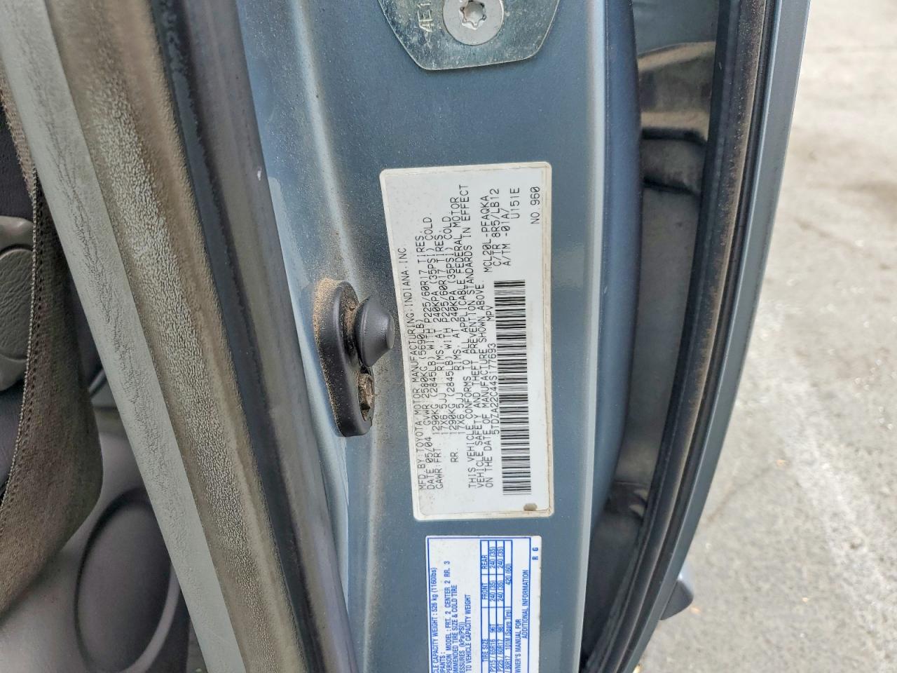 2004 Toyota Sienna Xle 7 Passenger Blue vin: 5TDZA22C44S177693