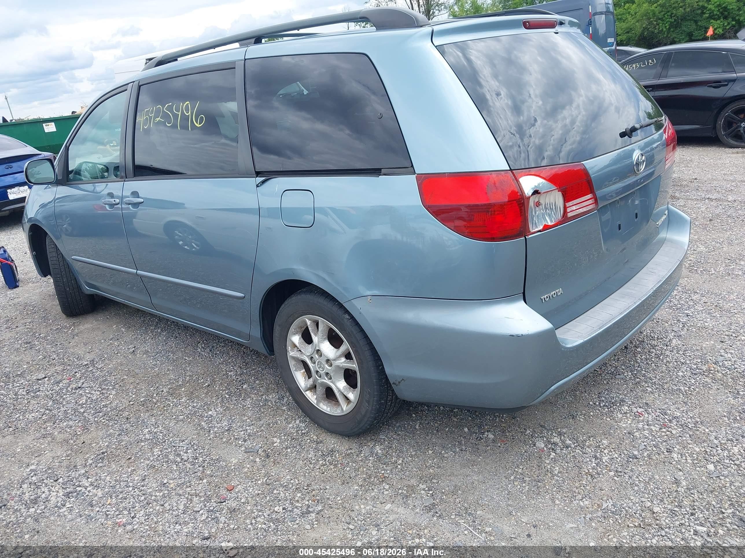 2005 Toyota Sienna Xle Blue vin: 5TDZA22C45S329439