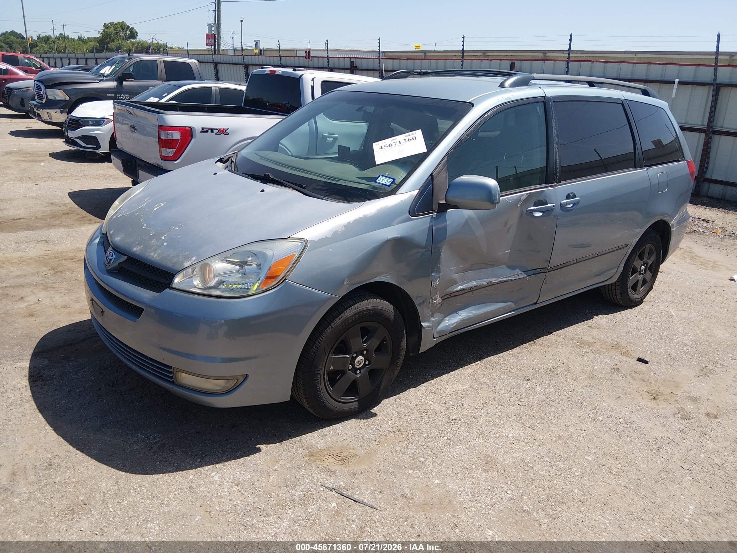 2005 Toyota Sienna Xle Light Blue vin: 5TDZA22C45S332762