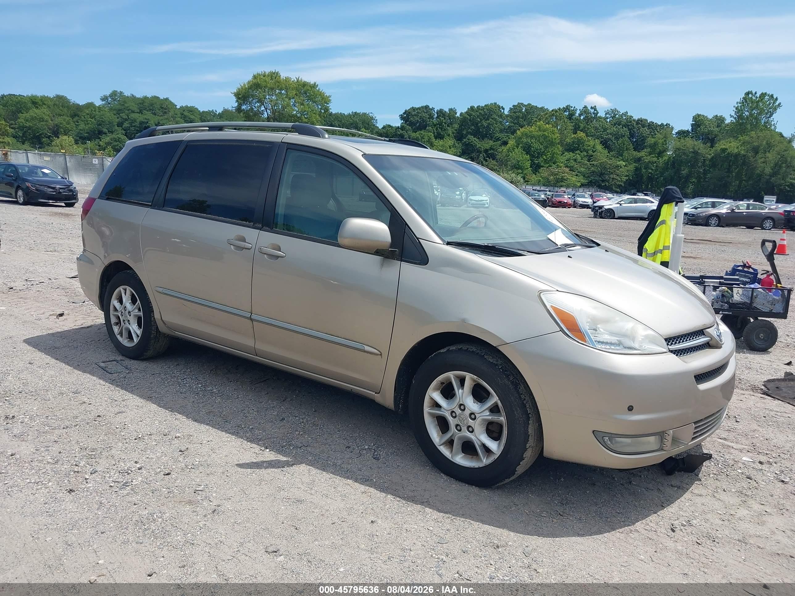 2005 Toyota Sienna Xle Limited Tan vin: 5TDZA22C45S374350