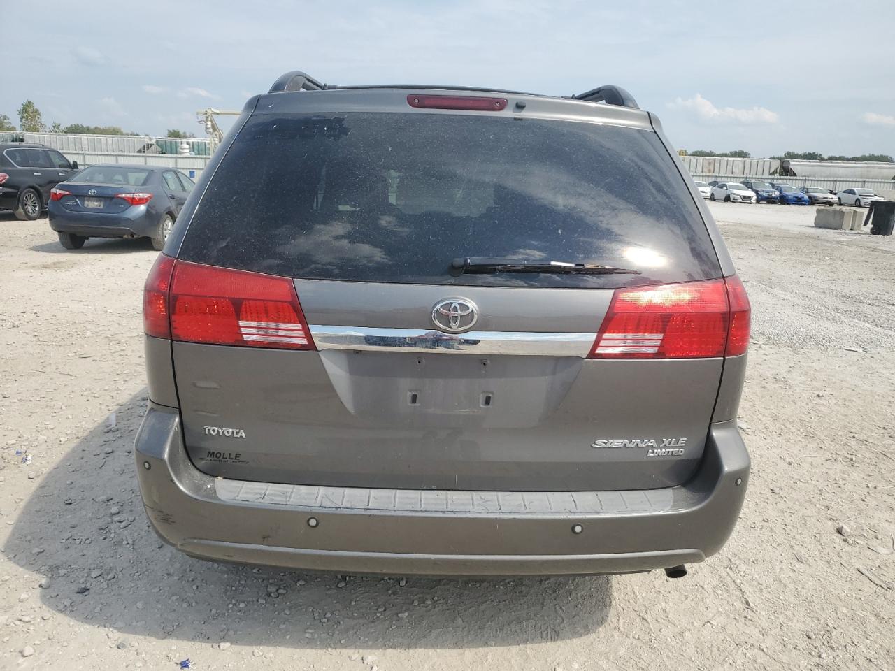 2005 Toyota Sienna Xle Серый vin: 5TDZA22C45S379337