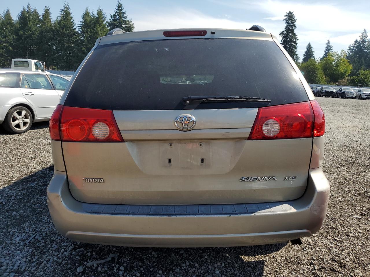 2006 Toyota Sienna Xle Gold vin: 5TDZA22C46S389237