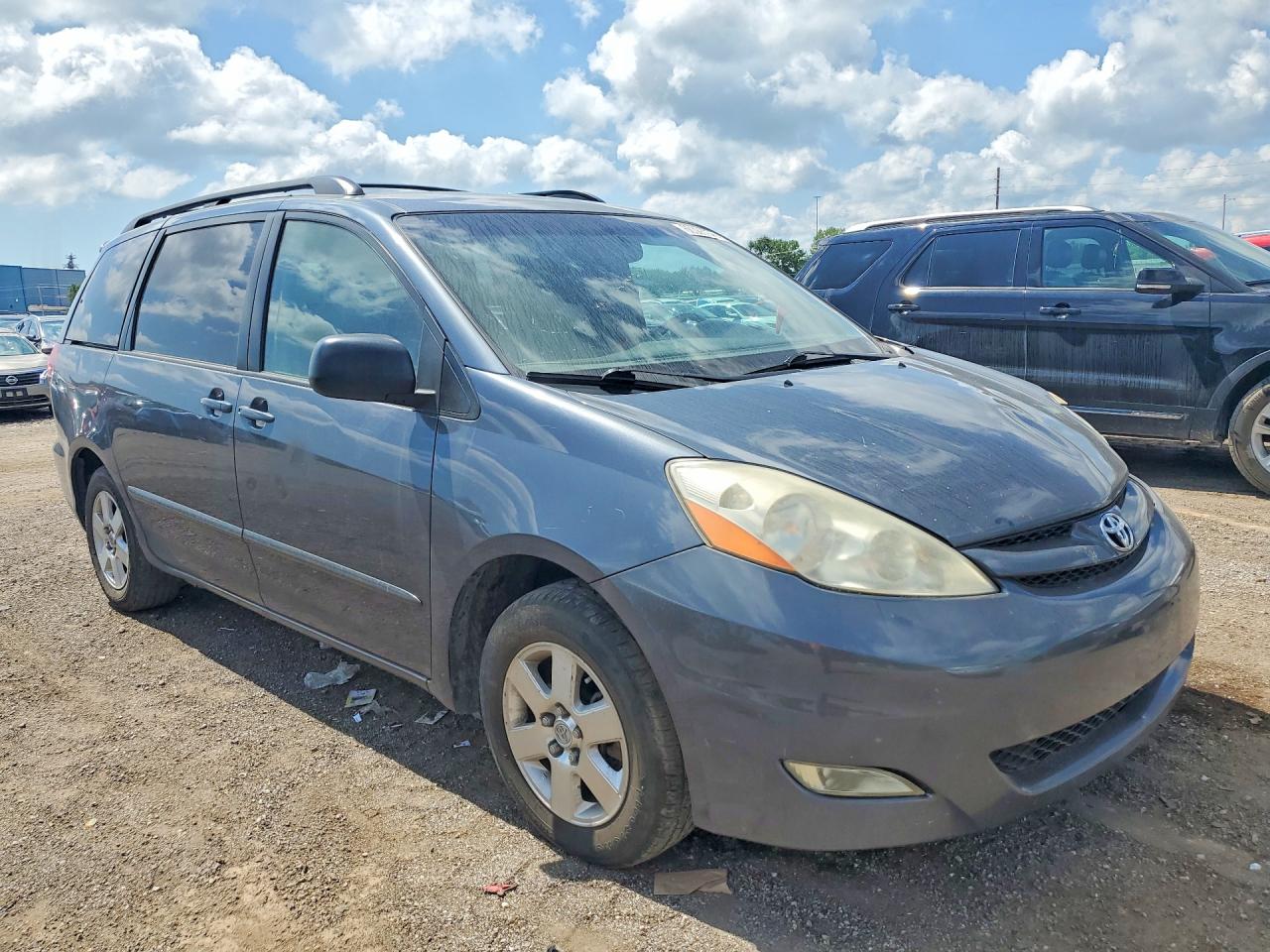 2006 Toyota Sienna Xle 7 Passenger Blue vin: 5TDZA22C46S406876