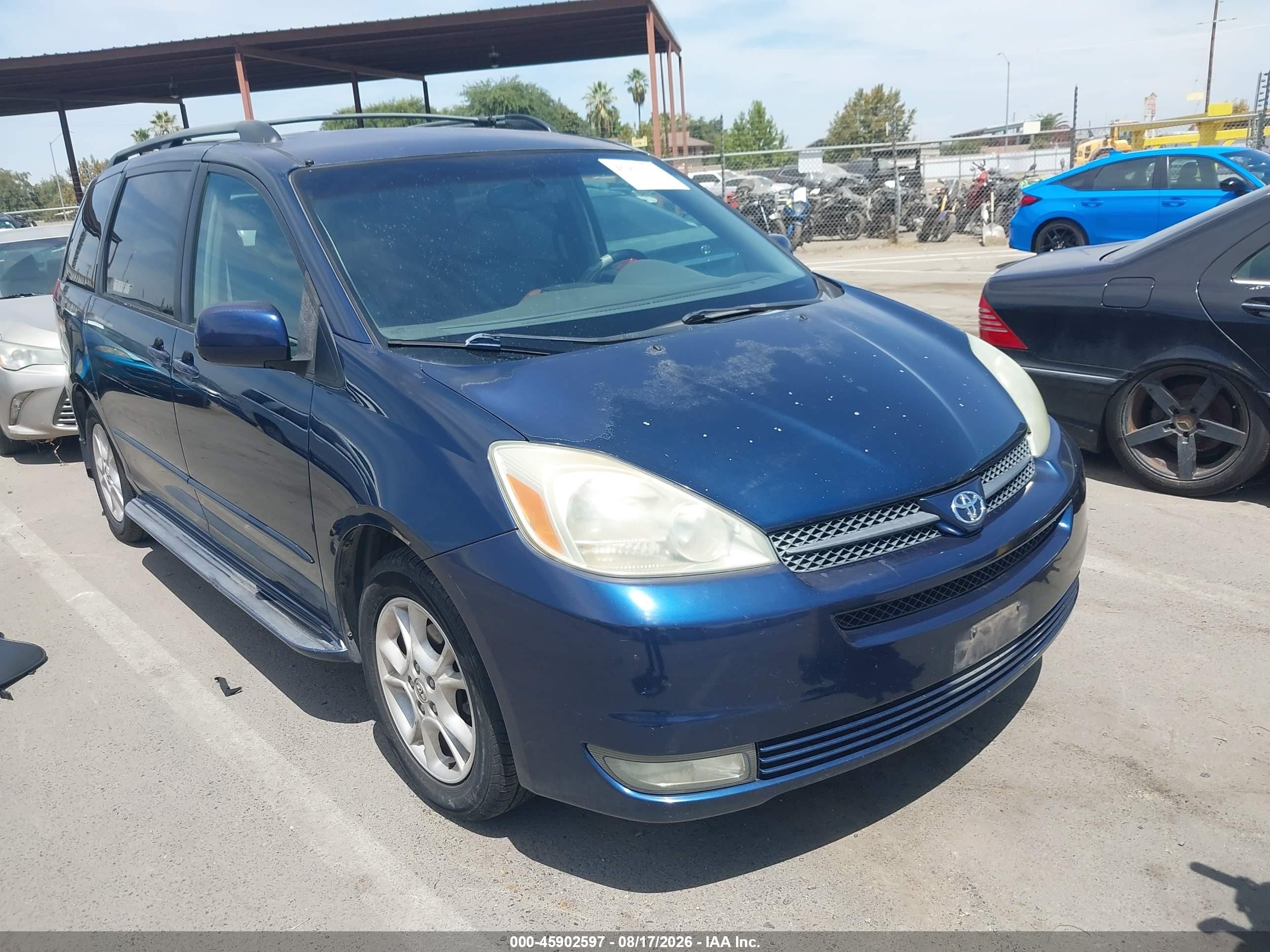 2004 Toyota Sienna Xle Blue vin: 5TDZA22C54S012297