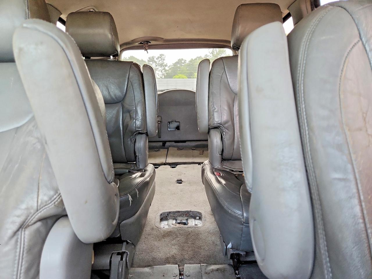 2004 Toyota Sienna Xle 7 Passenger Gray vin: 5TDZA22C54S017502
