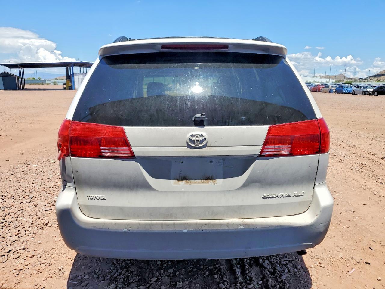 2004 Toyota Sienna Xle 7 Passenger White vin: 5TDZA22C54S112979