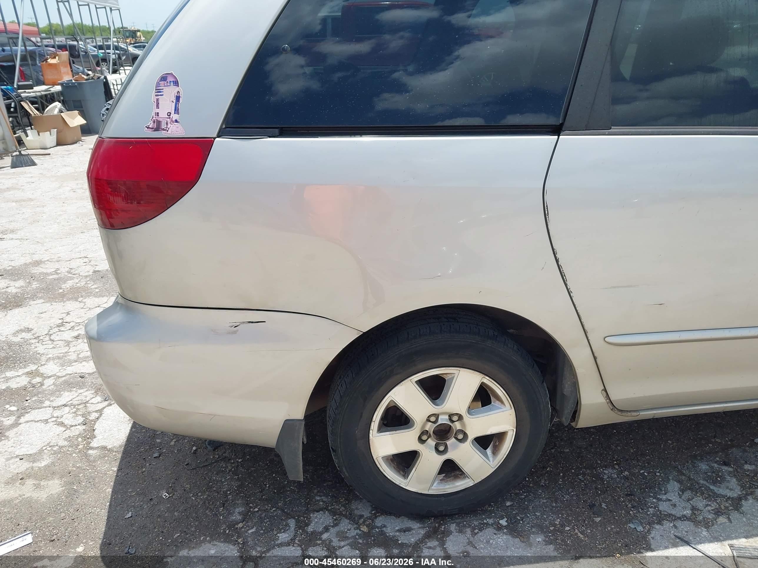 2004 Toyota Sienna Xle Gray vin: 5TDZA22C54S153757
