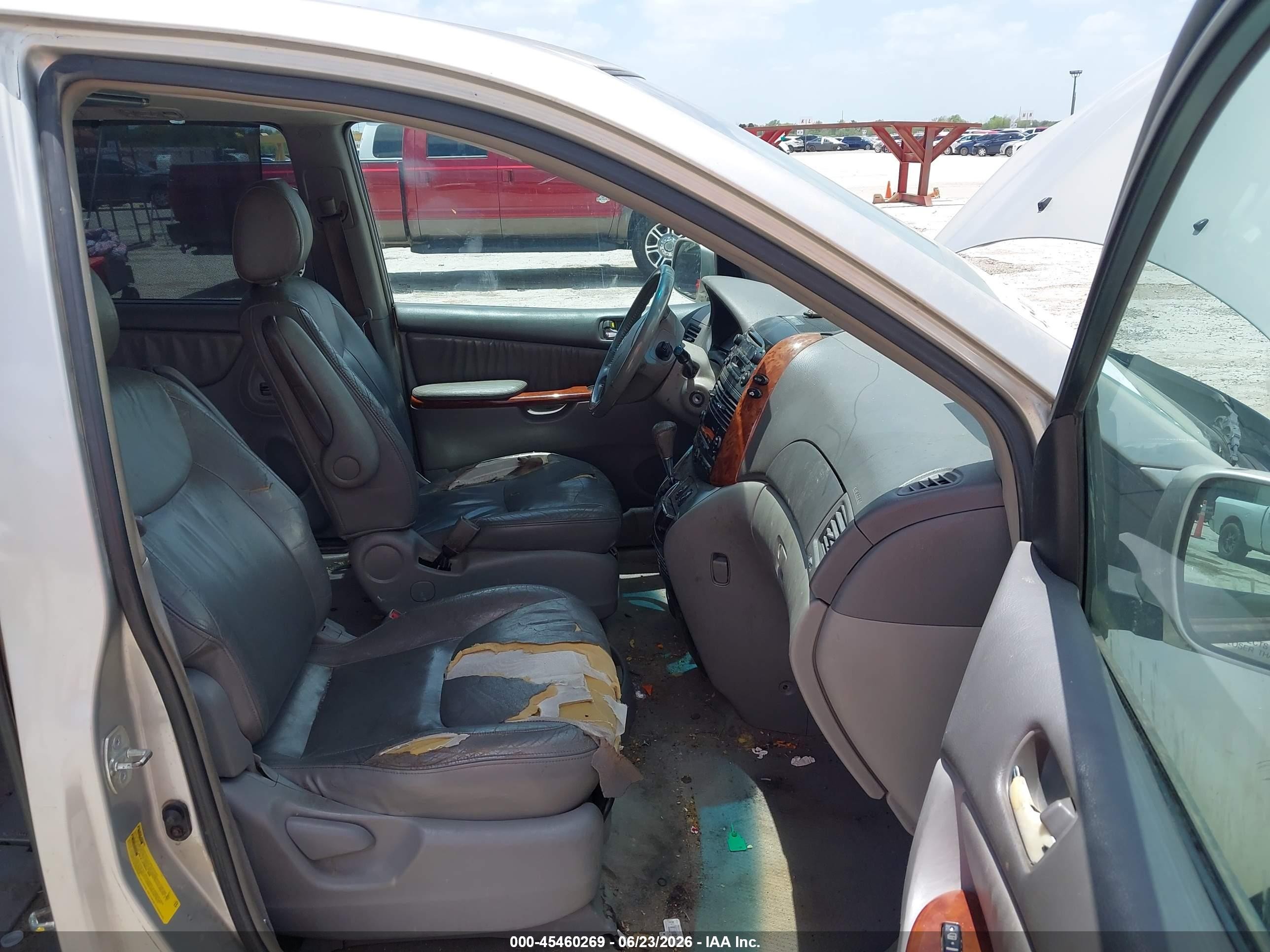 2004 Toyota Sienna Xle Gray vin: 5TDZA22C54S153757