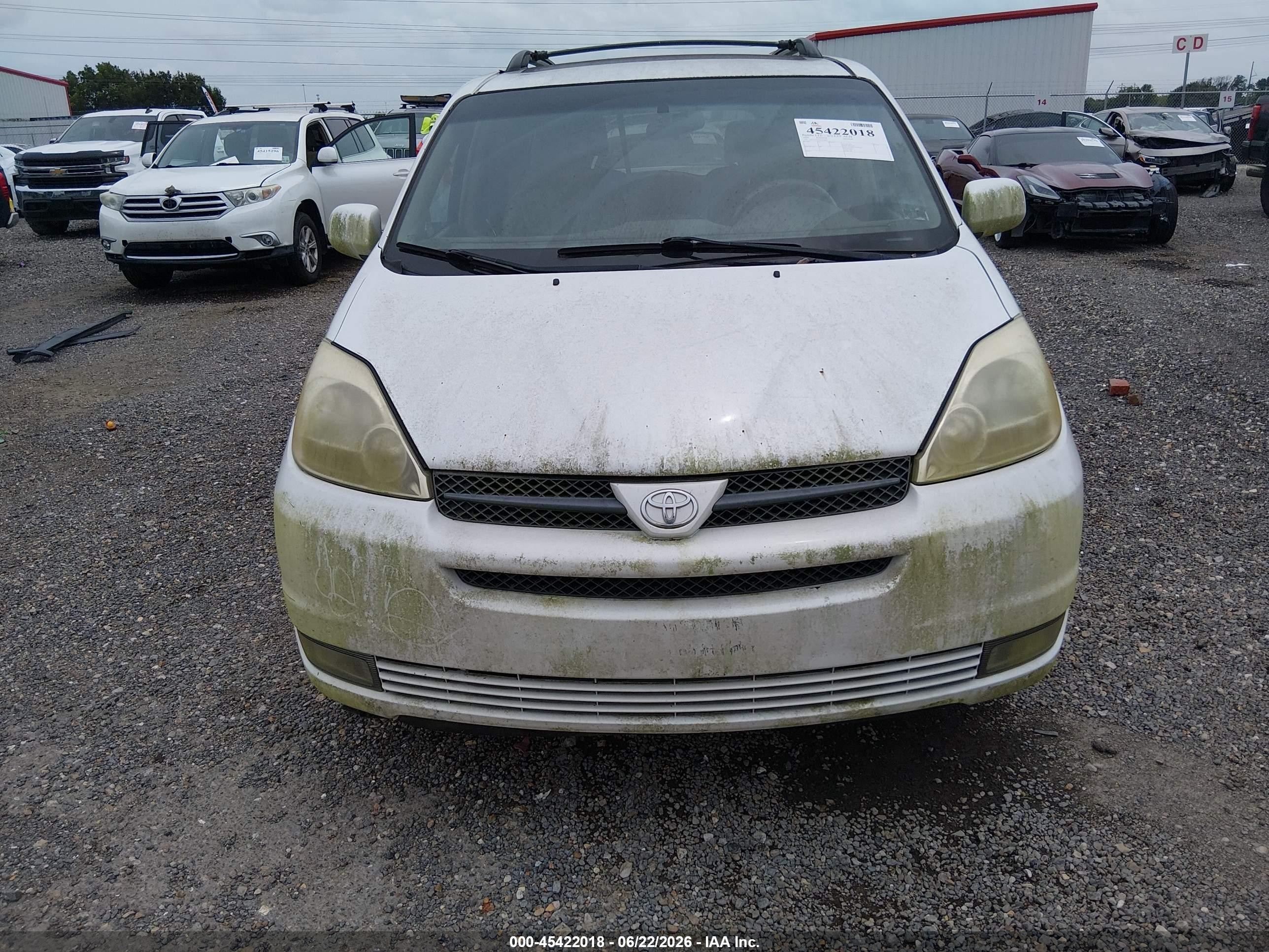 2004 Toyota Sienna Xle White vin: 5TDZA22C54S215867