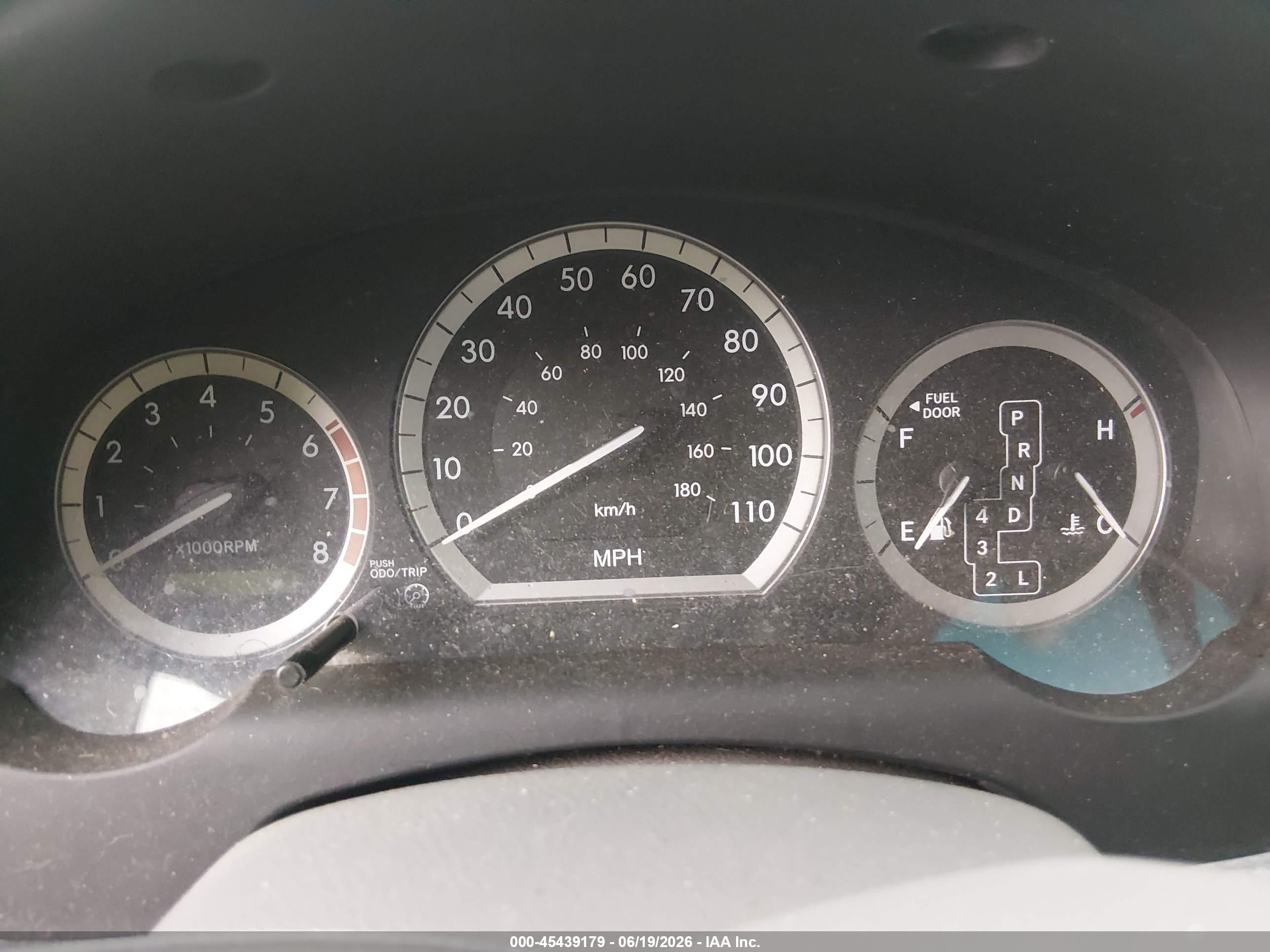 2005 Toyota Sienna Xle Gray vin: 5TDZA22C55S240009